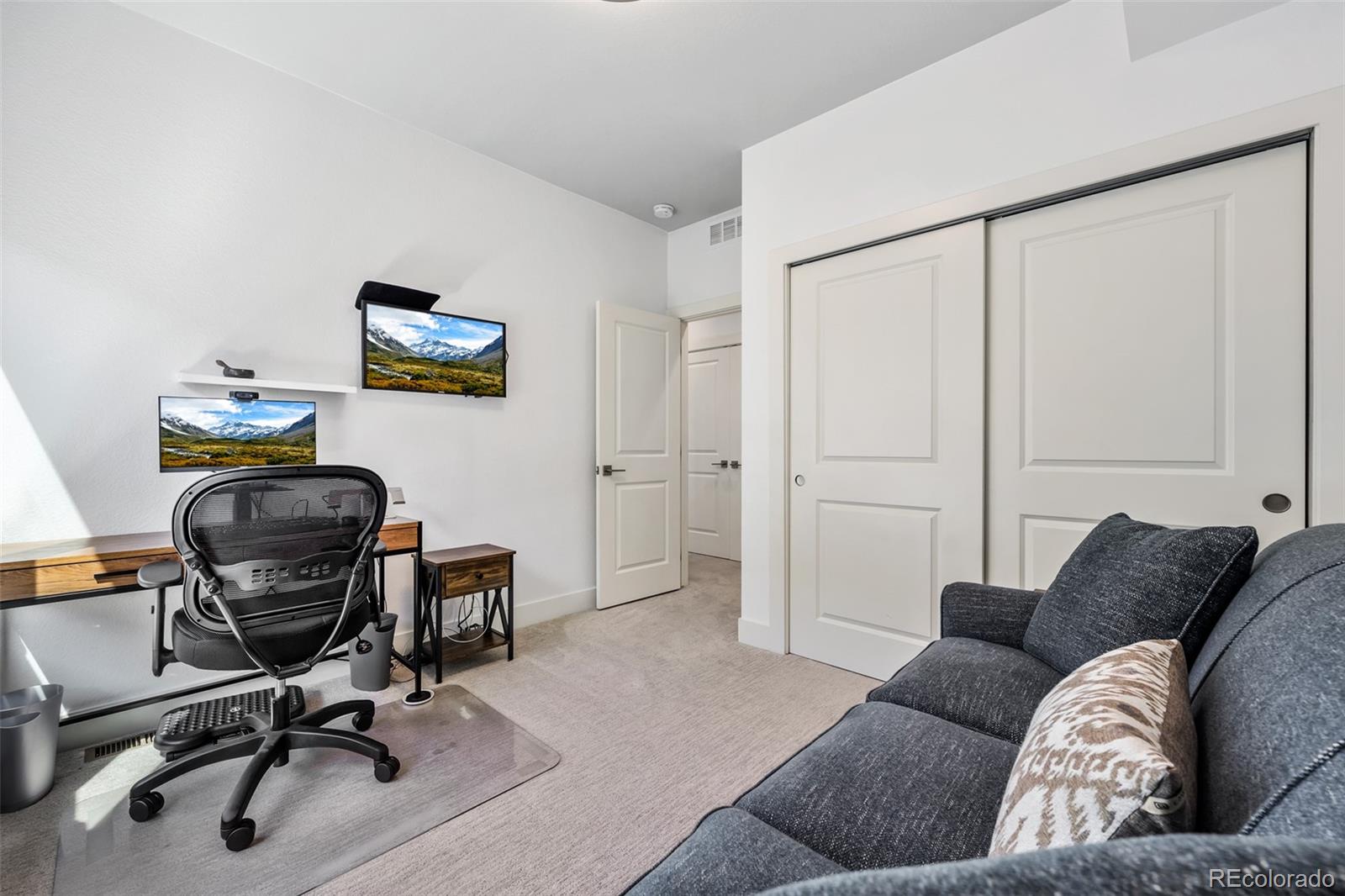 MLS Image #23 for 1931  hooker street ,denver, Colorado