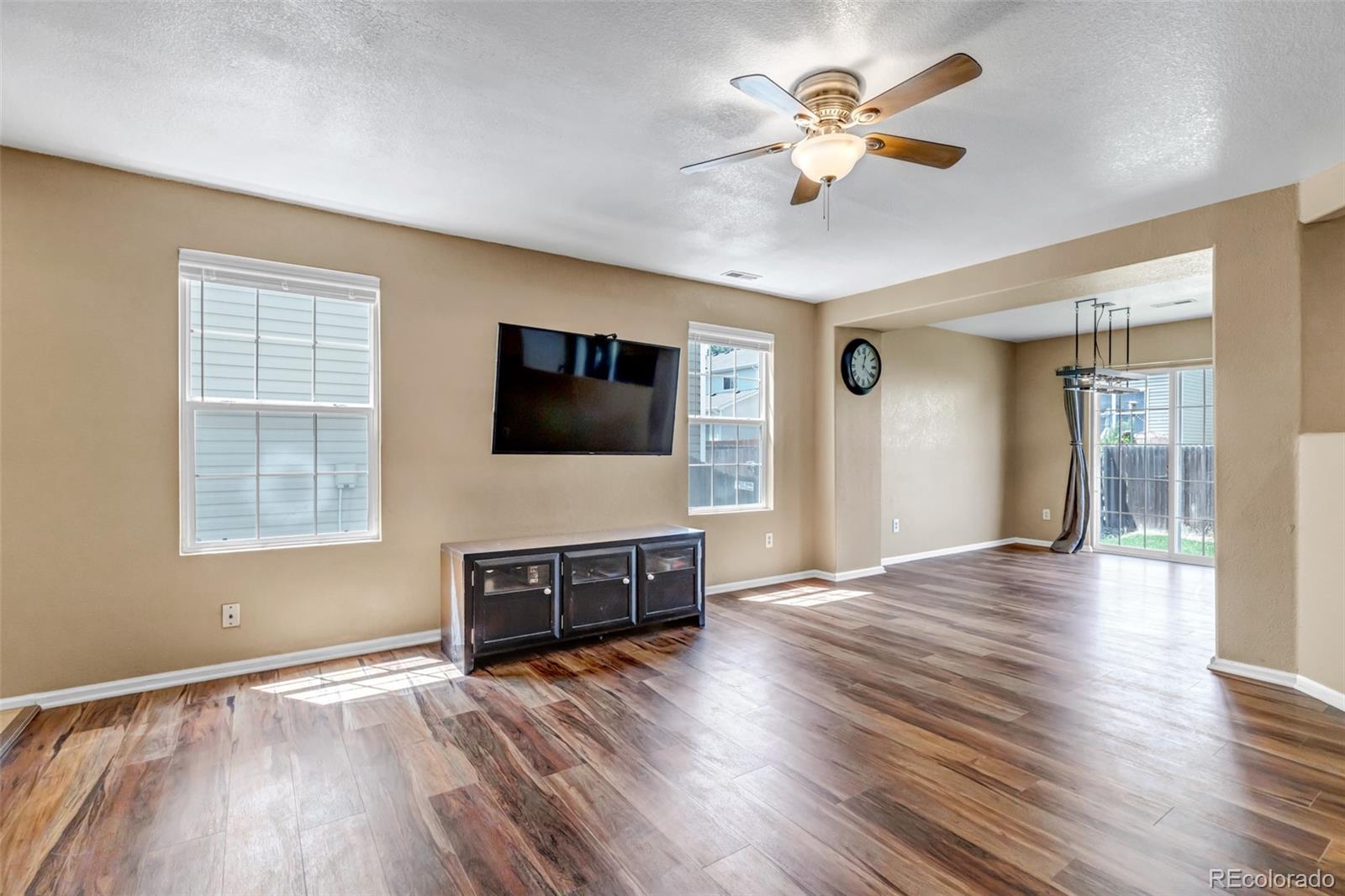 MLS Image #10 for 7951 s kittredge way,englewood, Colorado