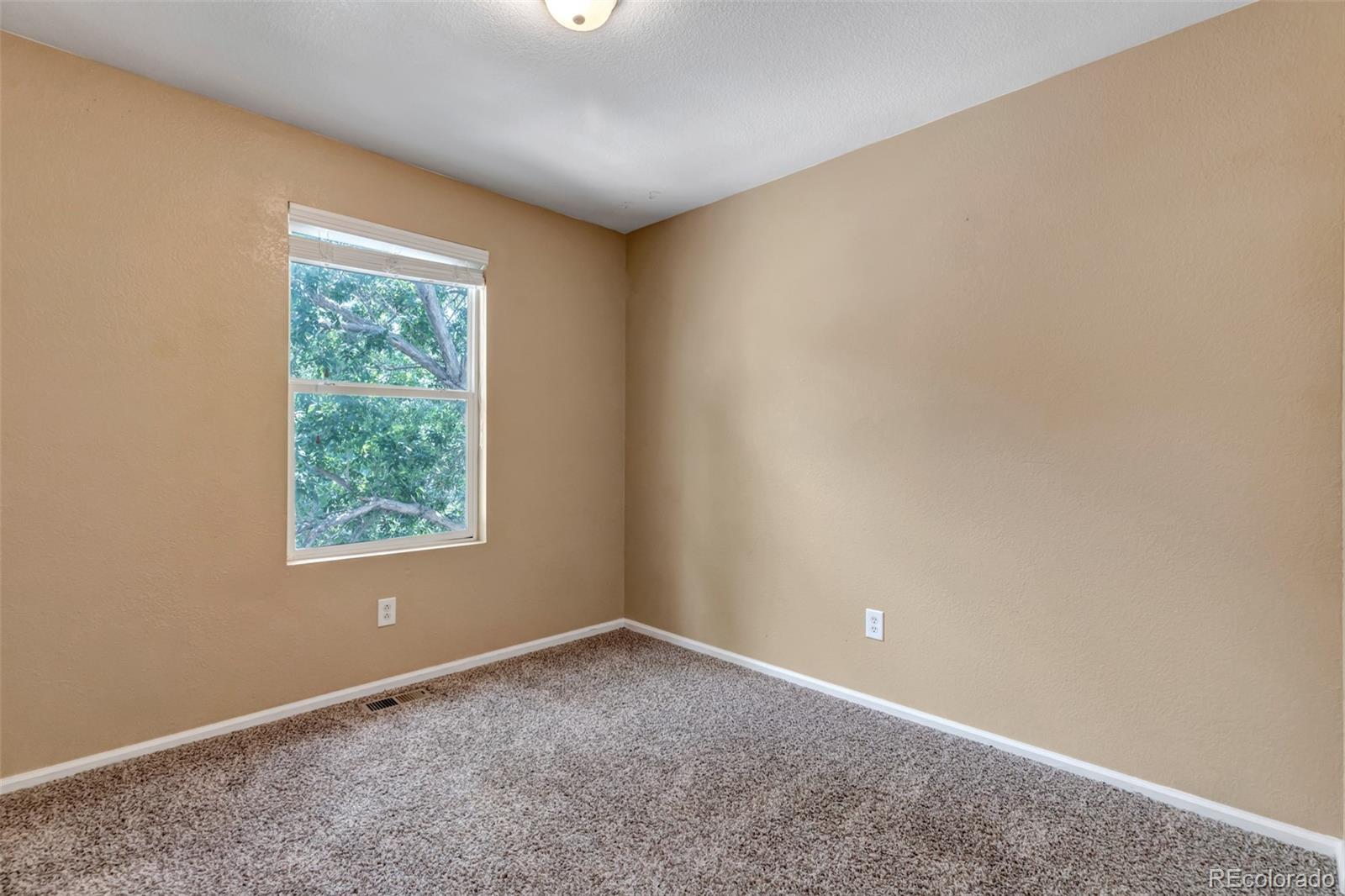 MLS Image #19 for 7951 s kittredge way,englewood, Colorado