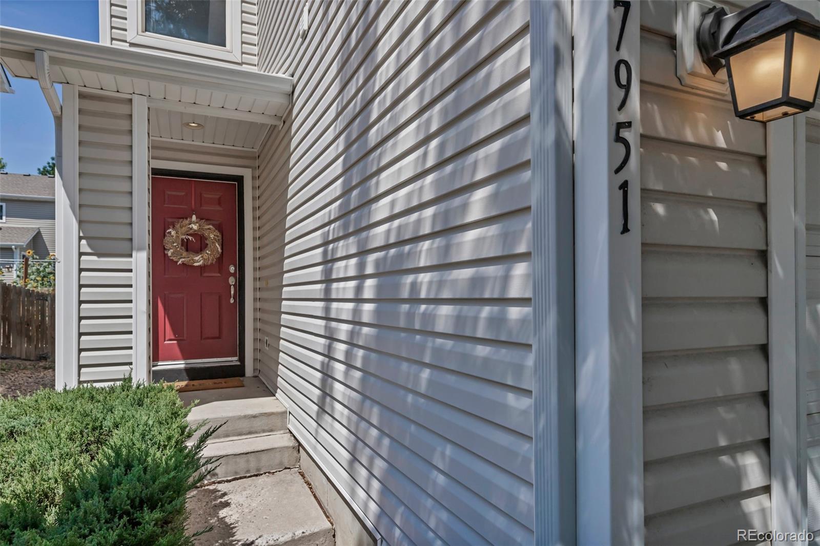 MLS Image #2 for 7951 s kittredge way,englewood, Colorado