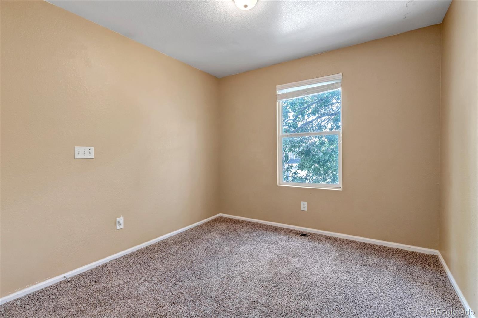 MLS Image #20 for 7951 s kittredge way,englewood, Colorado