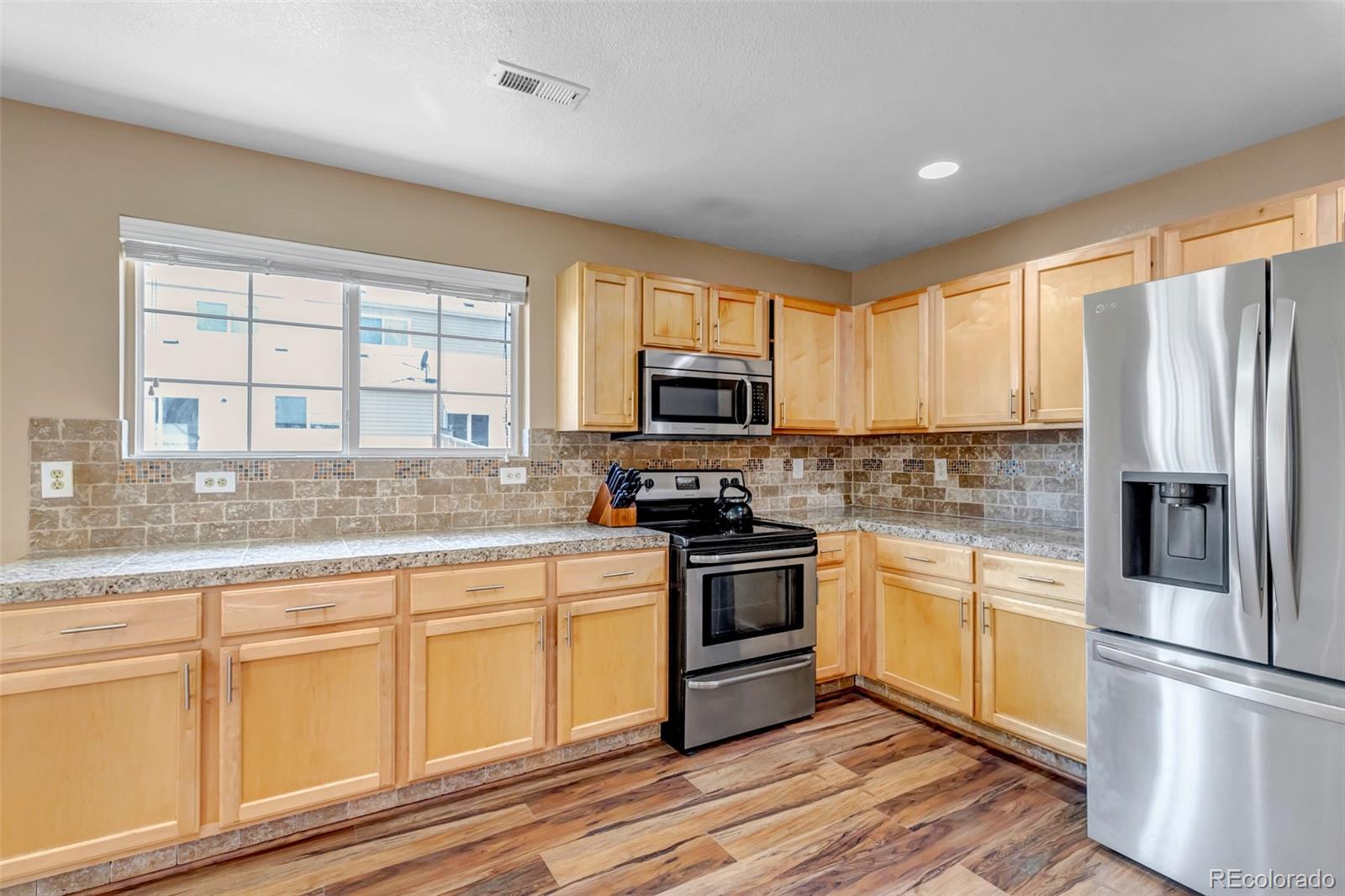 MLS Image #5 for 7951 s kittredge way,englewood, Colorado