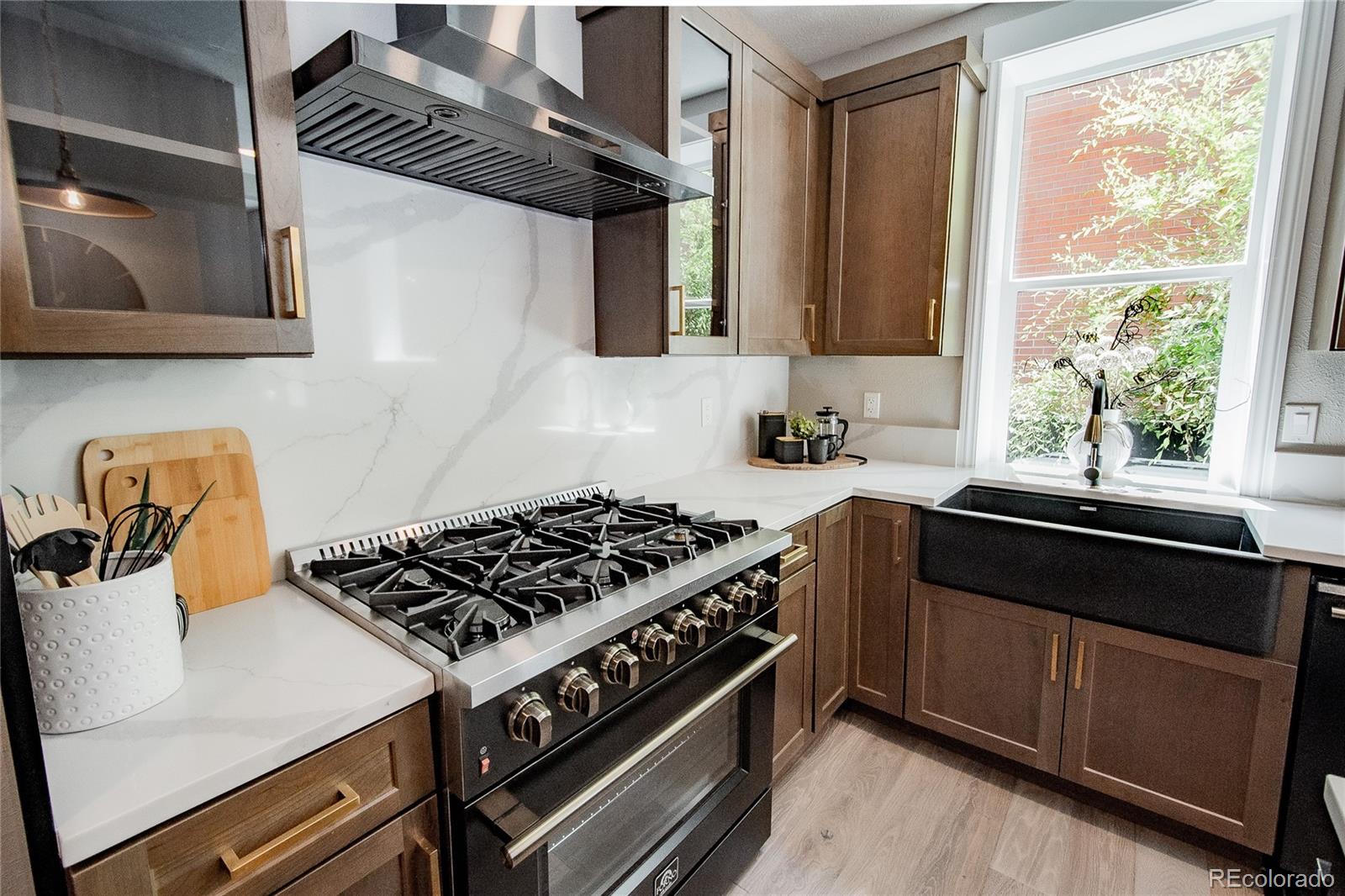 MLS Image #14 for 114 e 2nd avenue,denver, Colorado
