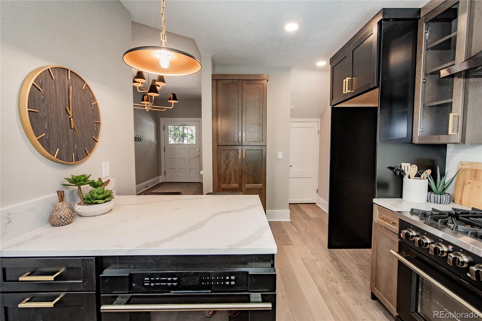 MLS Image #16 for 114 e 2nd avenue,denver, Colorado