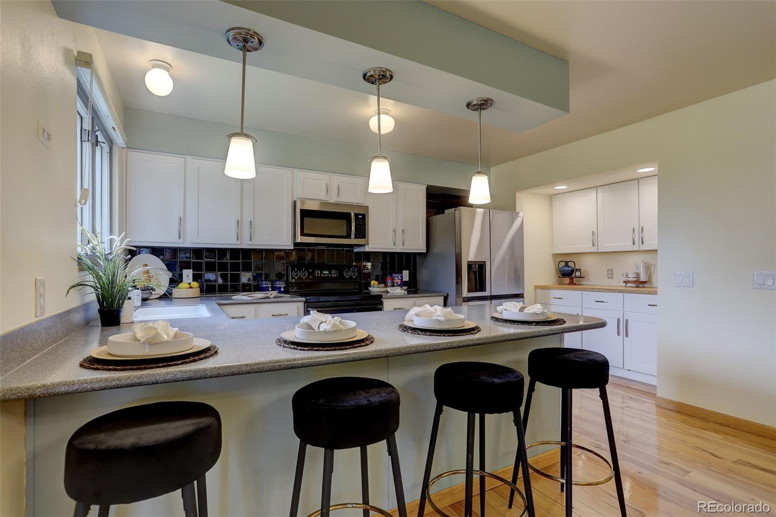 MLS Image #7 for 1054 s alkire street,lakewood, Colorado