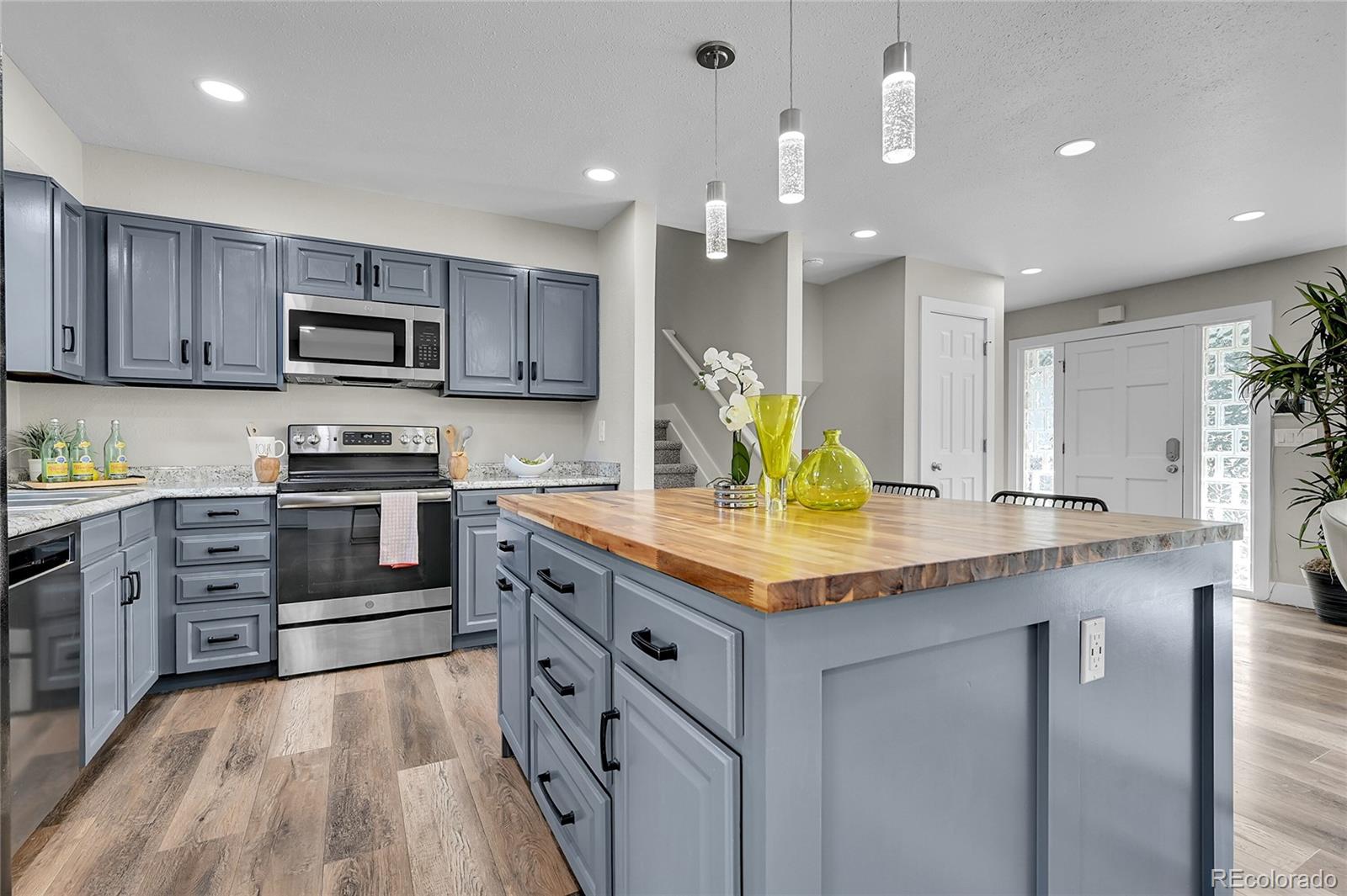 MLS Image #10 for 13915 e alabama place,aurora, Colorado