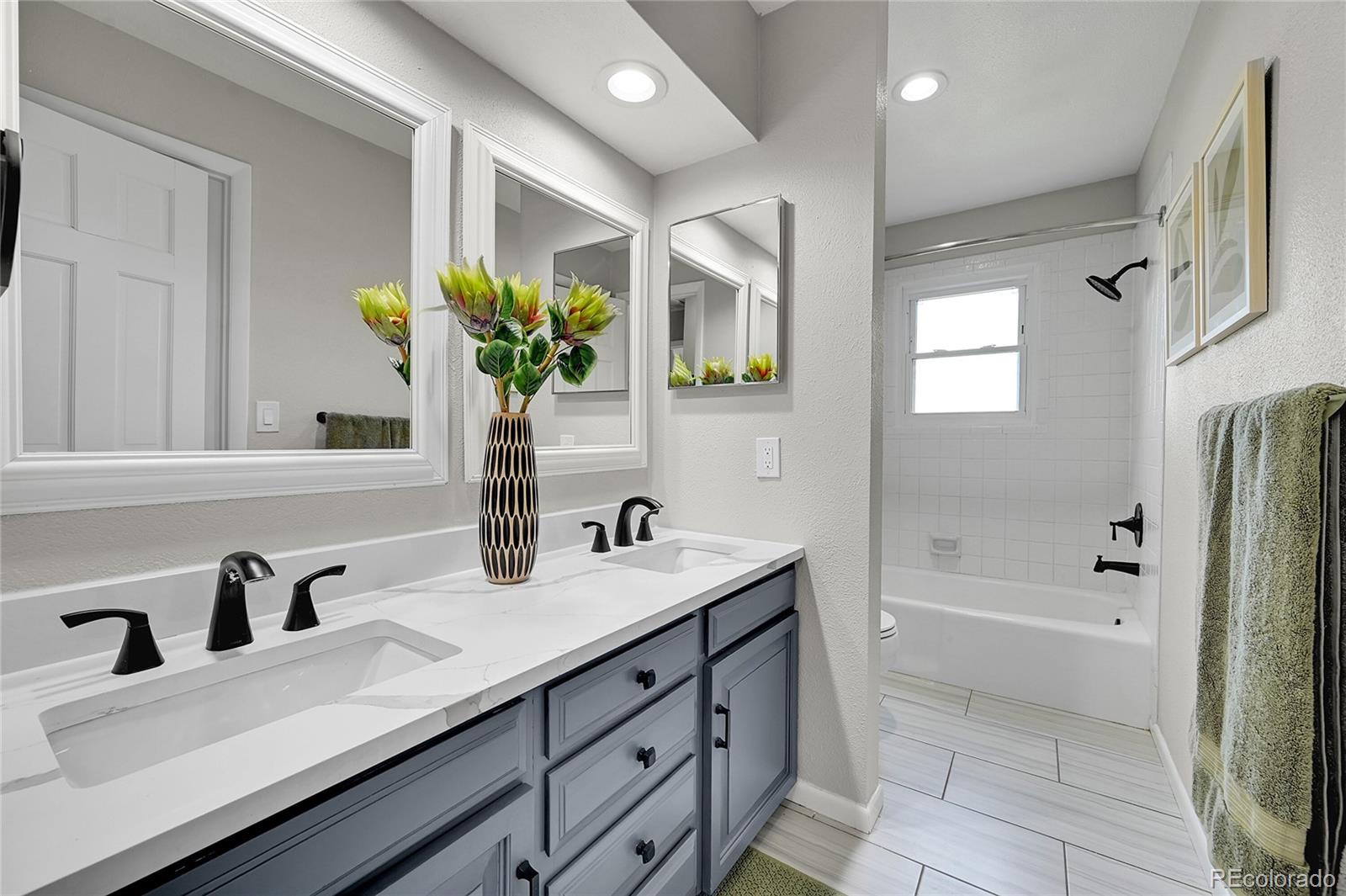 MLS Image #17 for 13915 e alabama place,aurora, Colorado