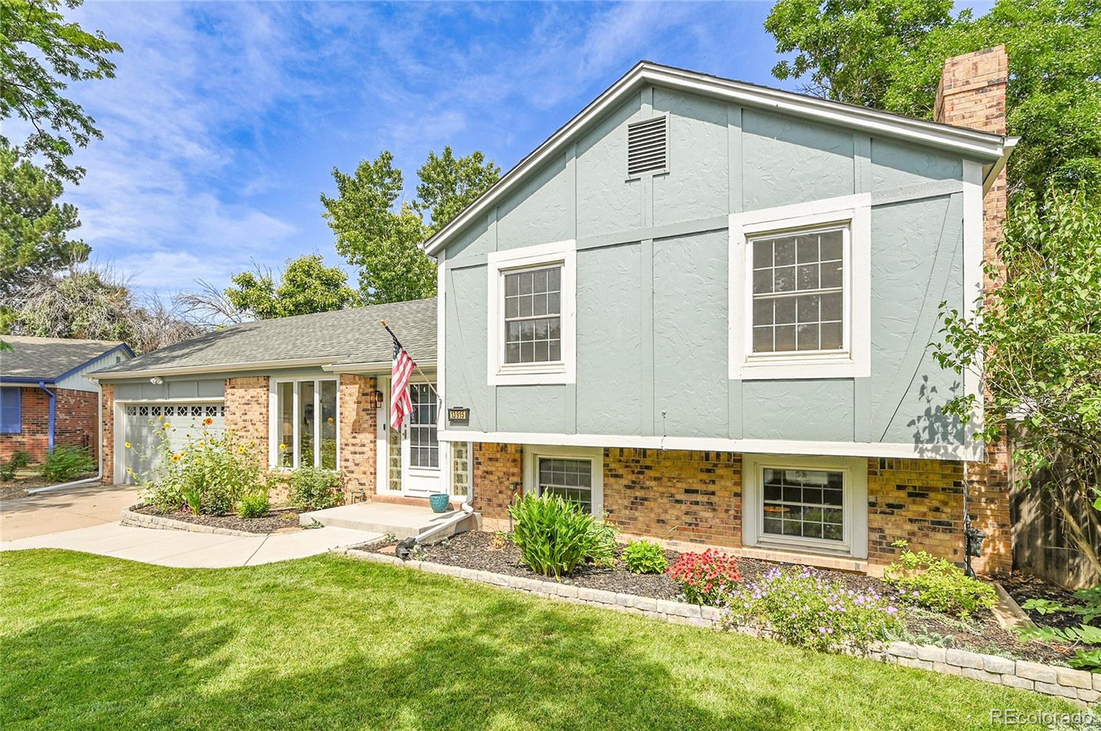 MLS Image #2 for 13915 e alabama place,aurora, Colorado