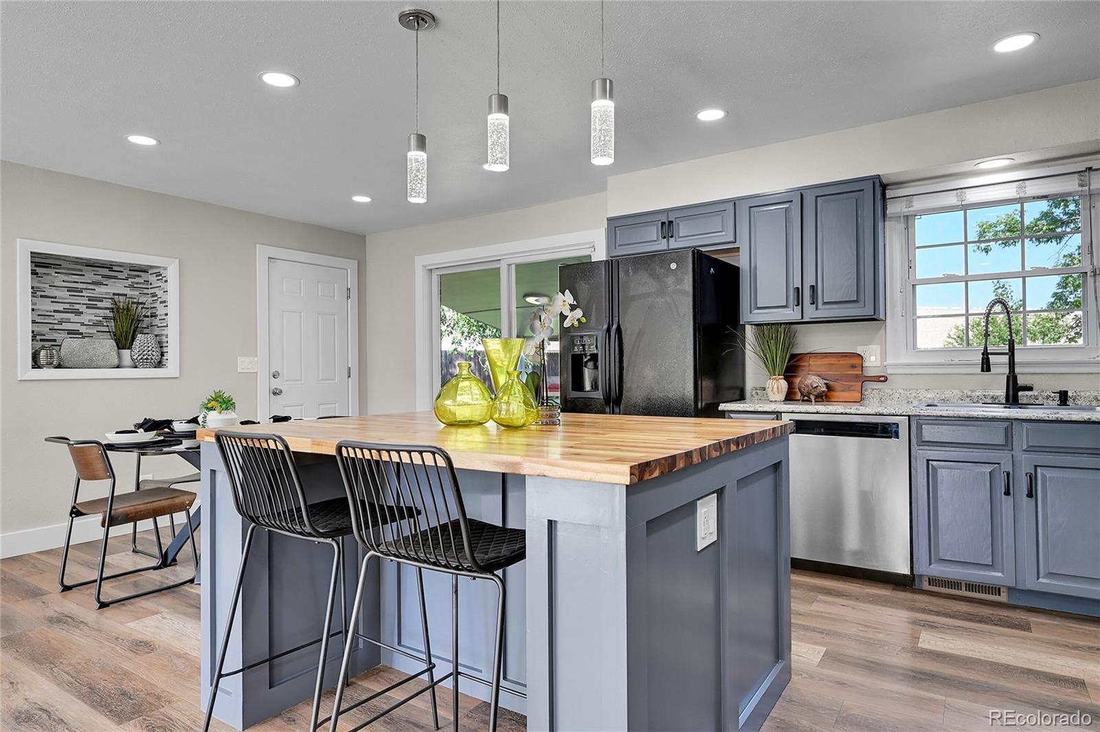 MLS Image #8 for 13915 e alabama place,aurora, Colorado