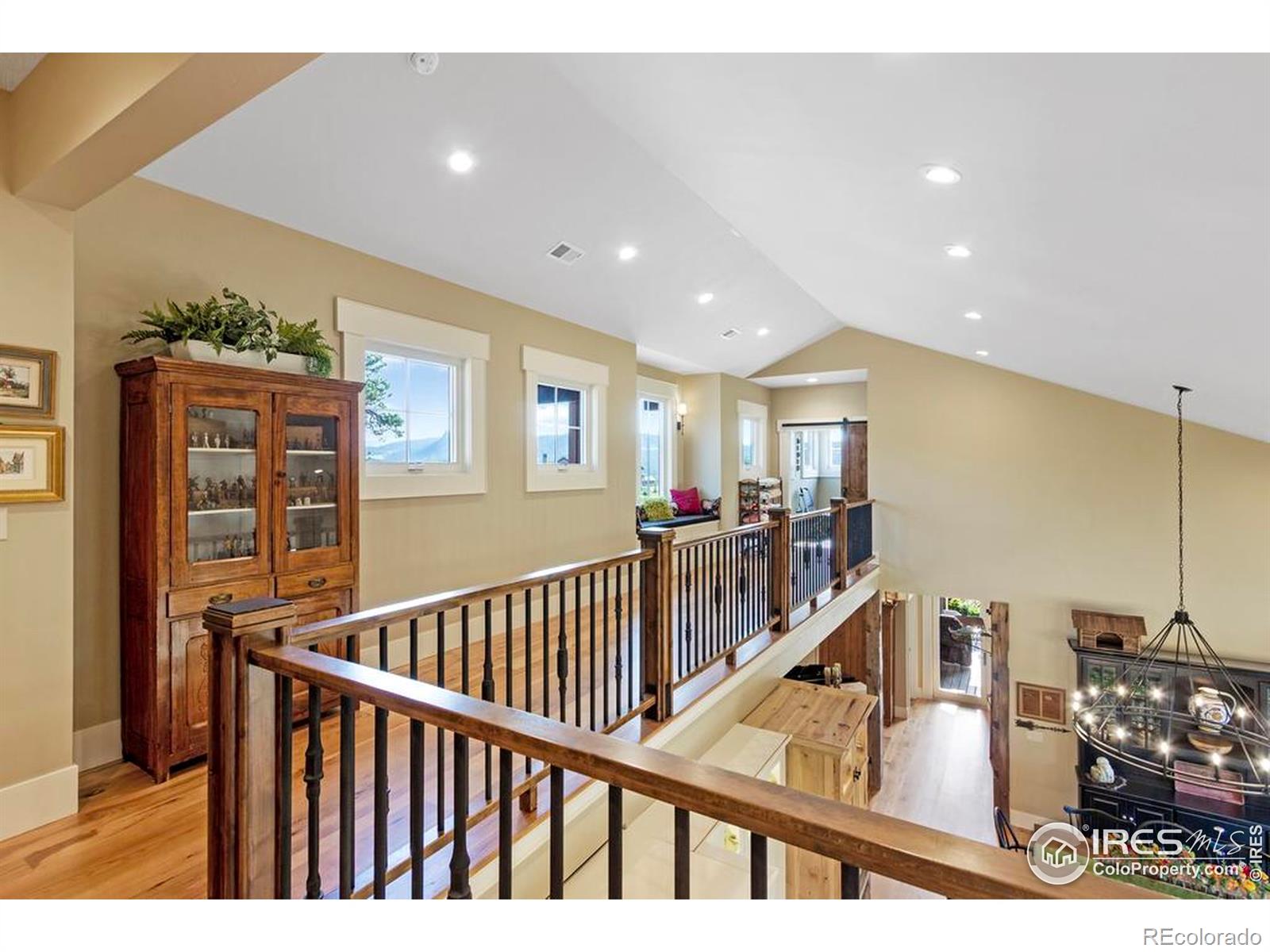 MLS Image #31 for 905  elk trail court,estes park, Colorado