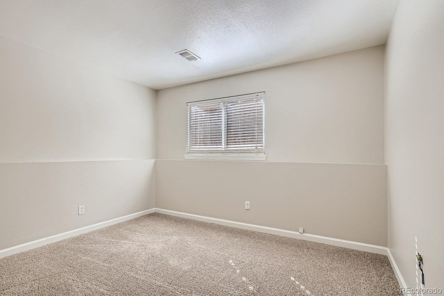 MLS Image #15 for 21303 e 44th avenue,denver, Colorado