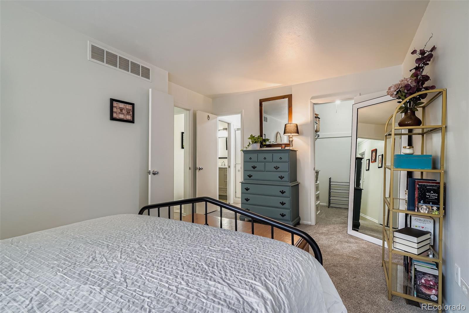 MLS Image #10 for 2557 s dover street,lakewood, Colorado