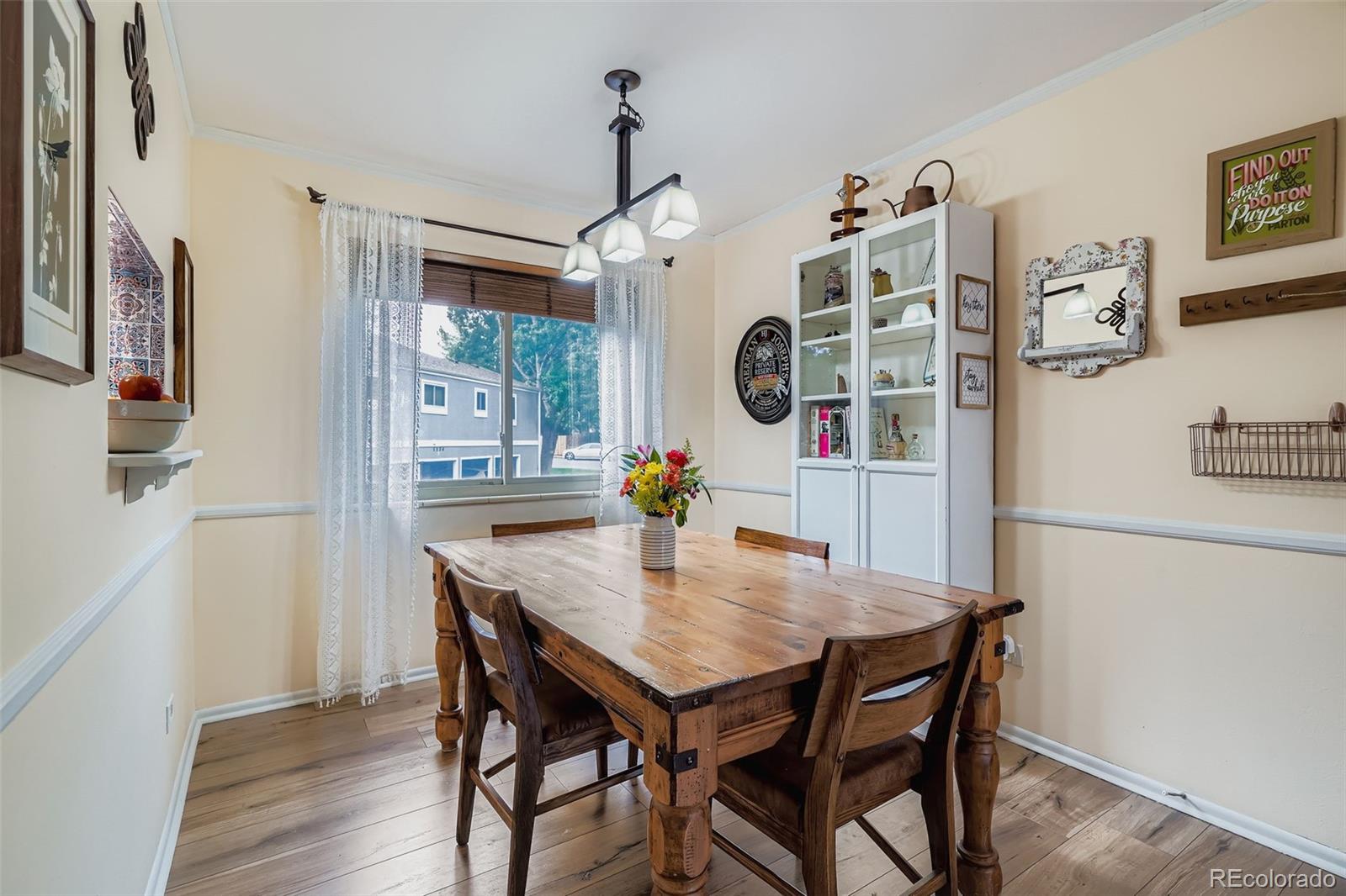 MLS Image #5 for 2557 s dover street,lakewood, Colorado