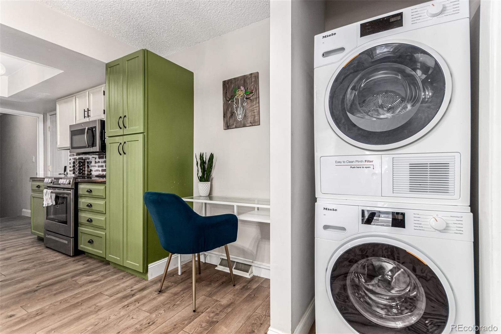 MLS Image #11 for 2312 s troy street,aurora, Colorado