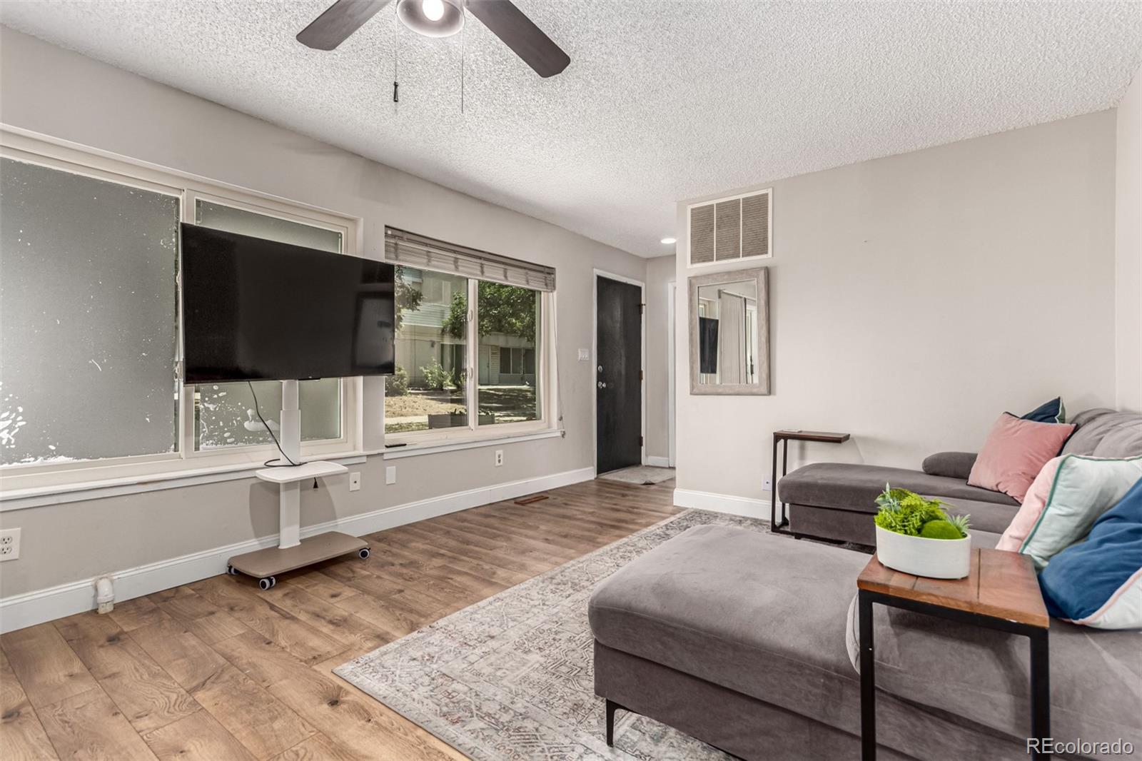 MLS Image #3 for 2312 s troy street,aurora, Colorado