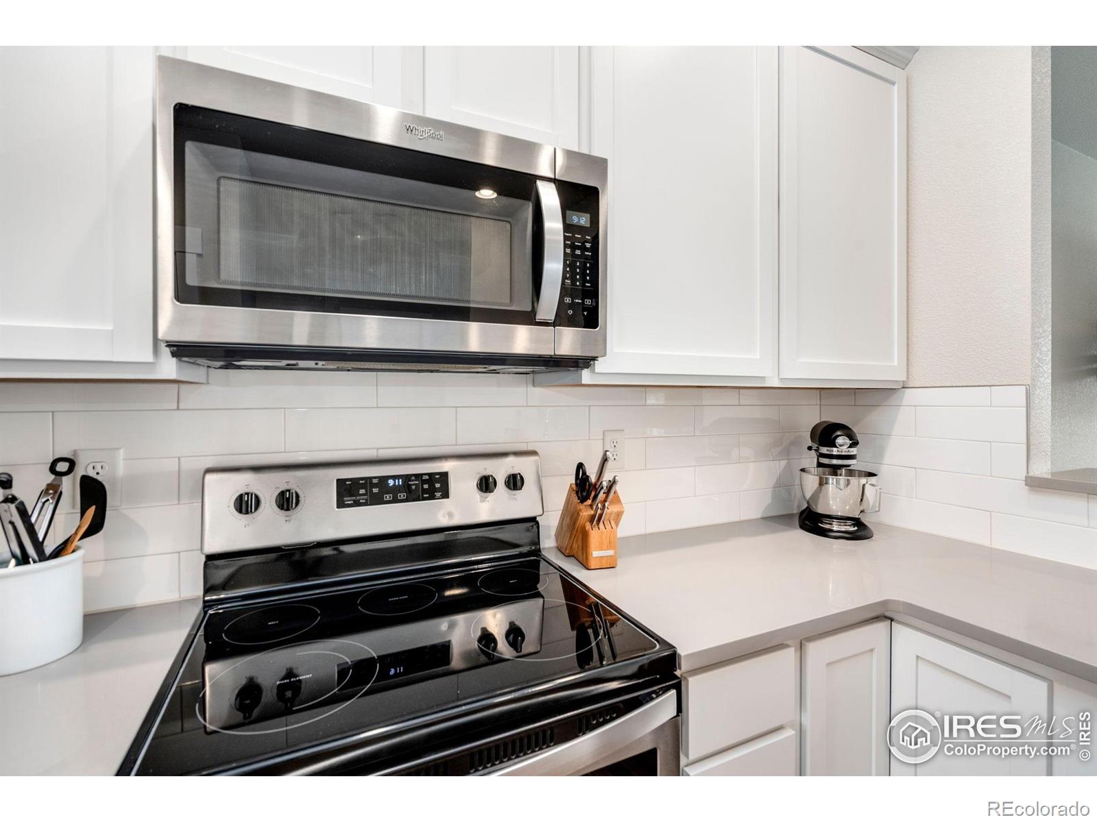 MLS Image #8 for 298 e chestnut street,windsor, Colorado