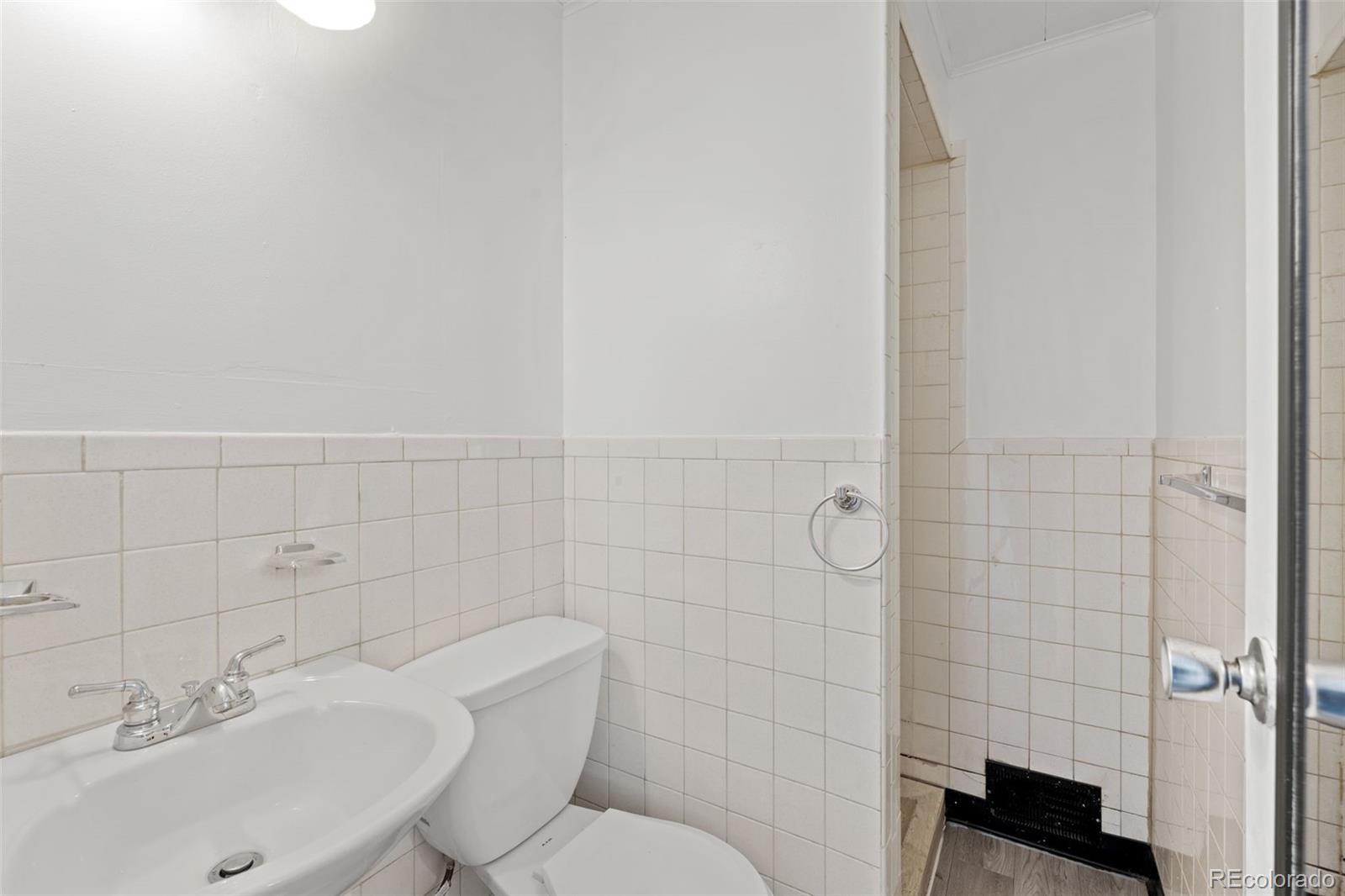 MLS Image #20 for 1261 s shoshone street,denver, Colorado