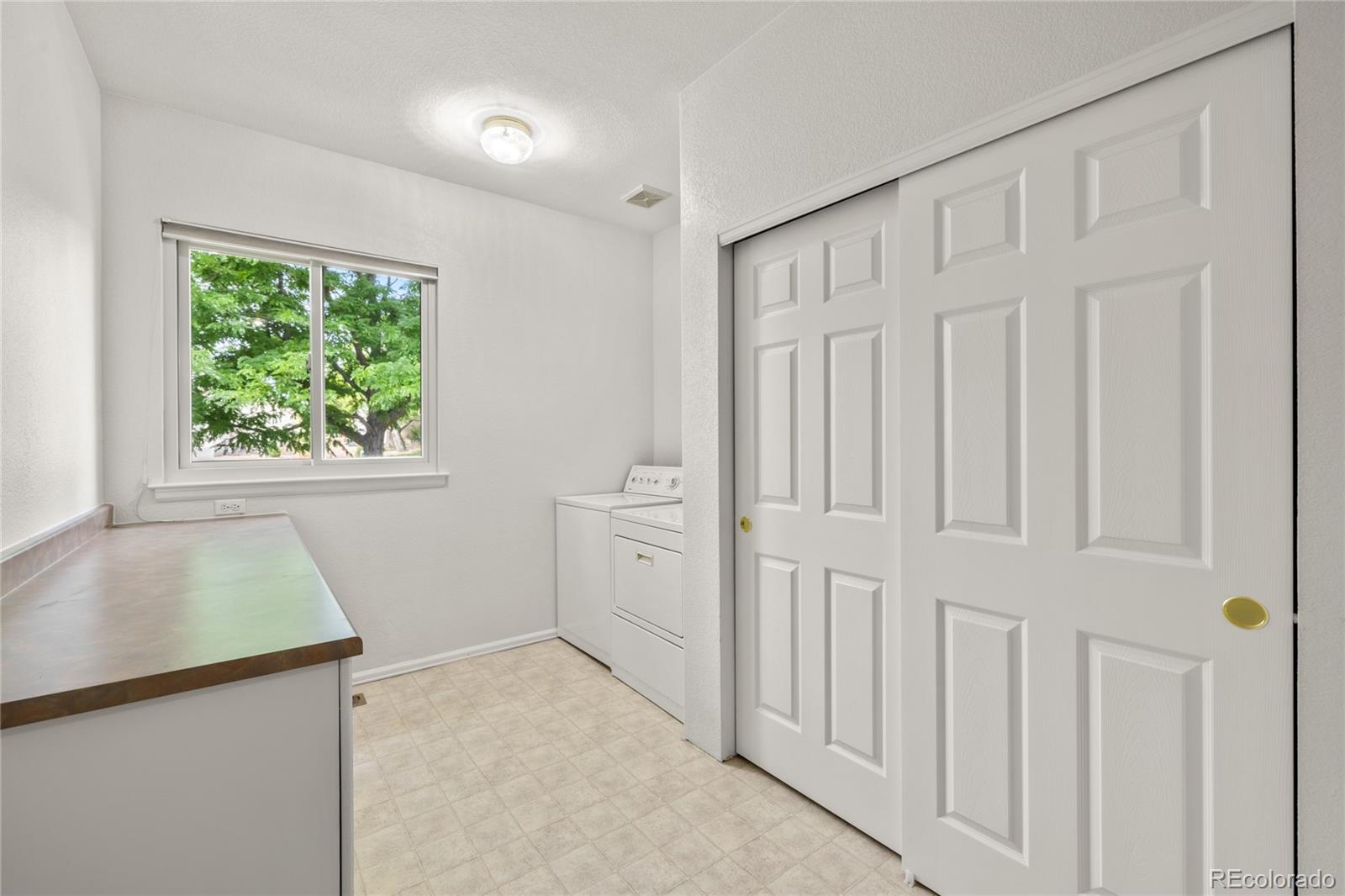 MLS Image #20 for 23411 e long place,aurora, Colorado