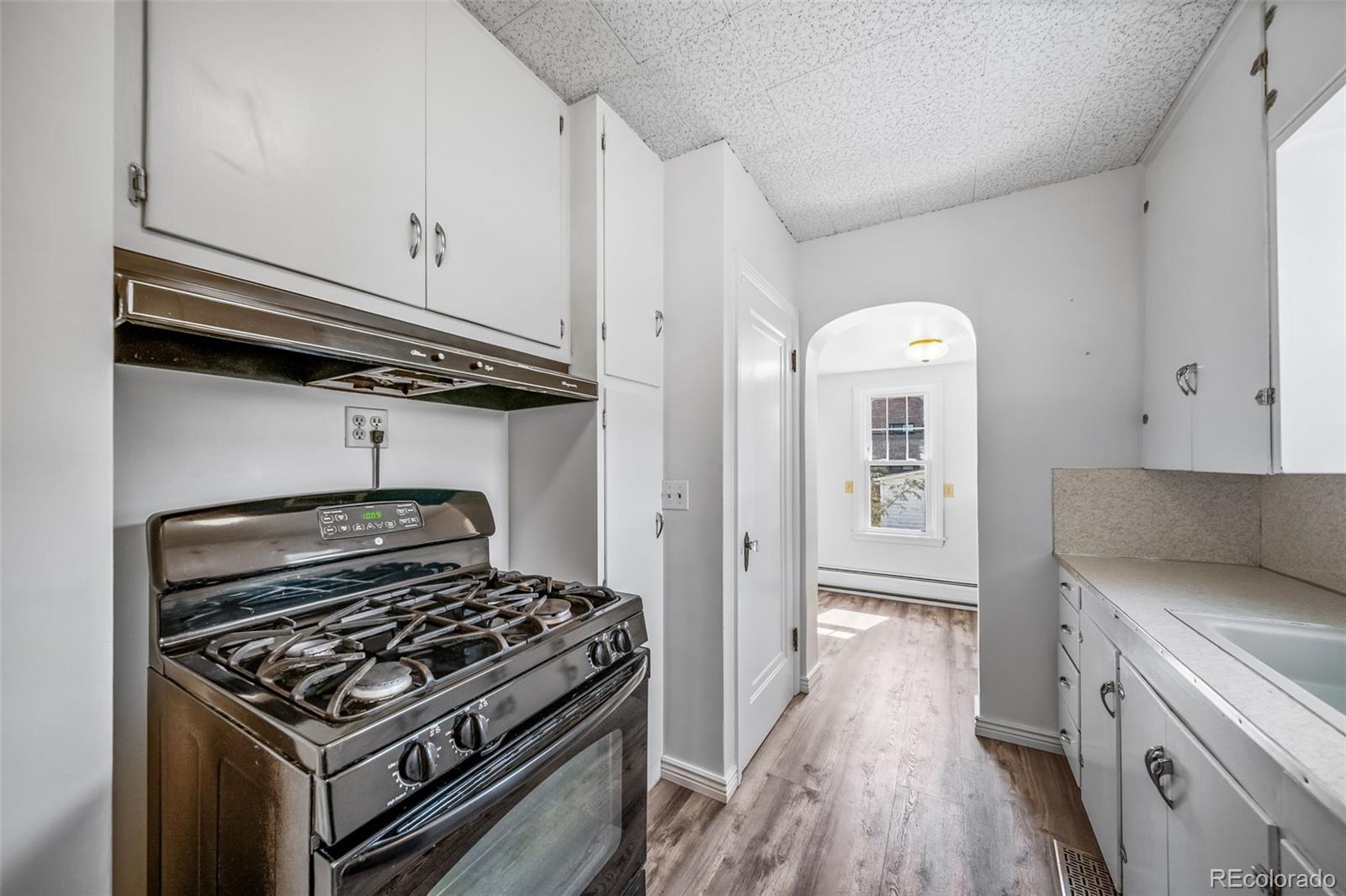 MLS Image #11 for 3388 s washington street,englewood, Colorado