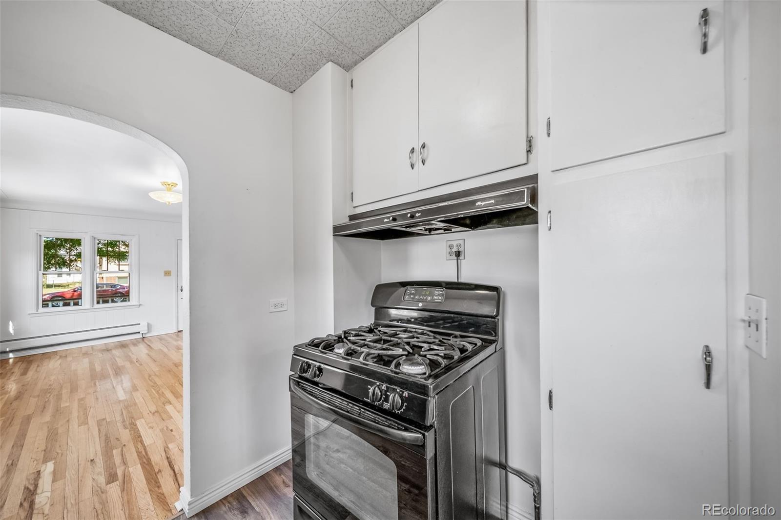 MLS Image #14 for 3388 s washington street,englewood, Colorado