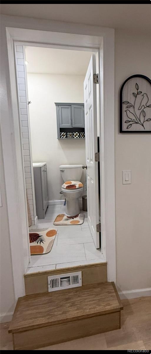 MLS Image #21 for 818 s osage street,denver, Colorado