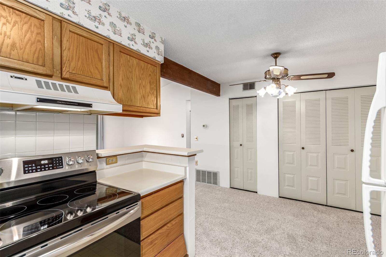MLS Image #13 for 3336 s ammons street,lakewood, Colorado