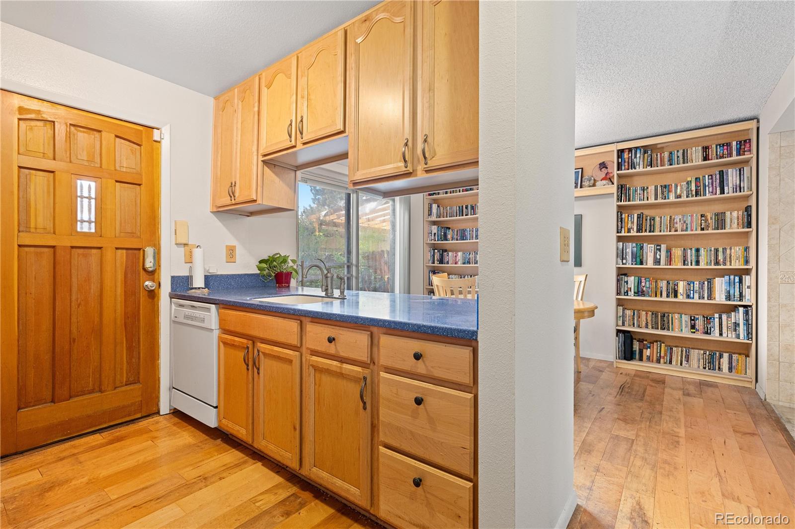 MLS Image #8 for 3622 s fairplay way,aurora, Colorado