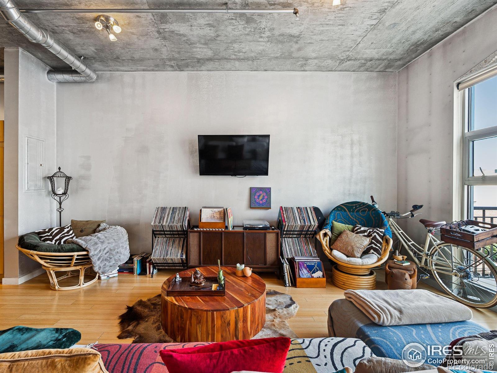 MLS Image #8 for 3601  arapahoe avenue,boulder, Colorado