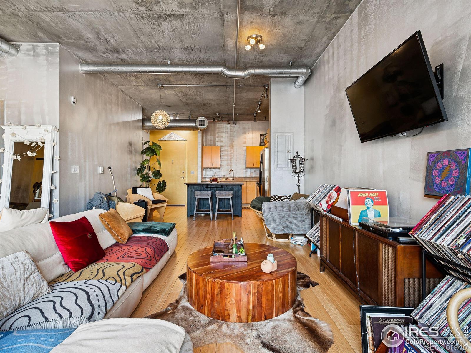 MLS Image #9 for 3601  arapahoe avenue,boulder, Colorado