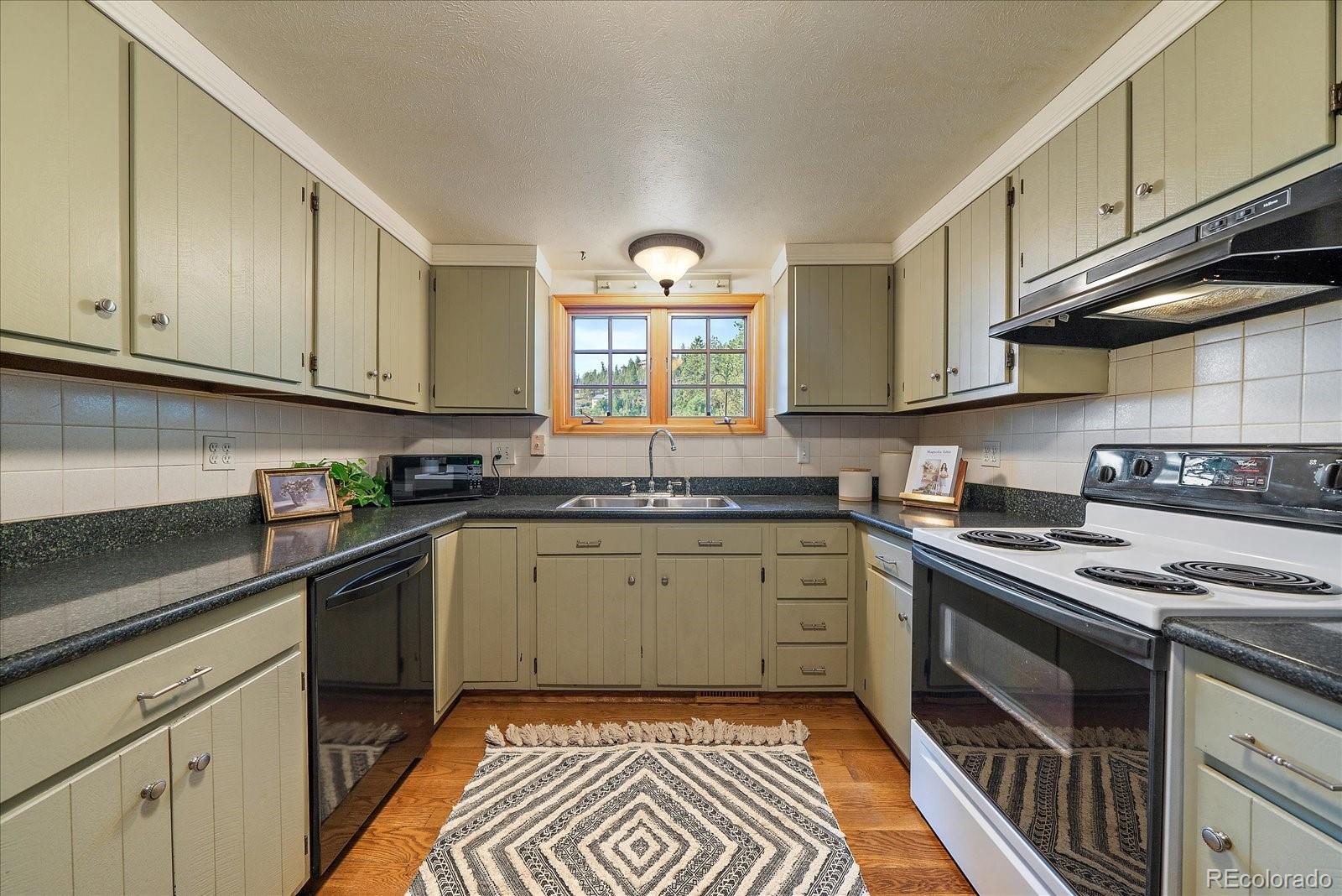 MLS Image #11 for 819  hyland drive,evergreen, Colorado