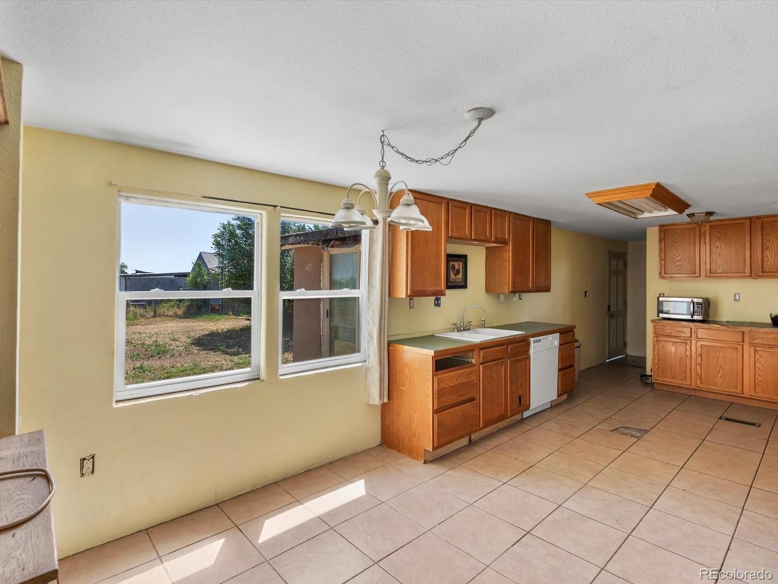MLS Image #19 for 4480  county road 87 ,roggen, Colorado
