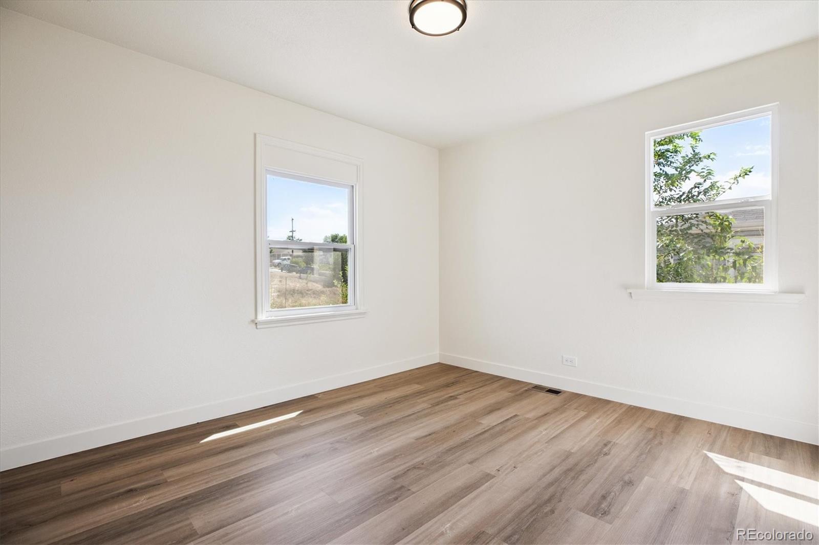 MLS Image #10 for 2785 w archer place,denver, Colorado