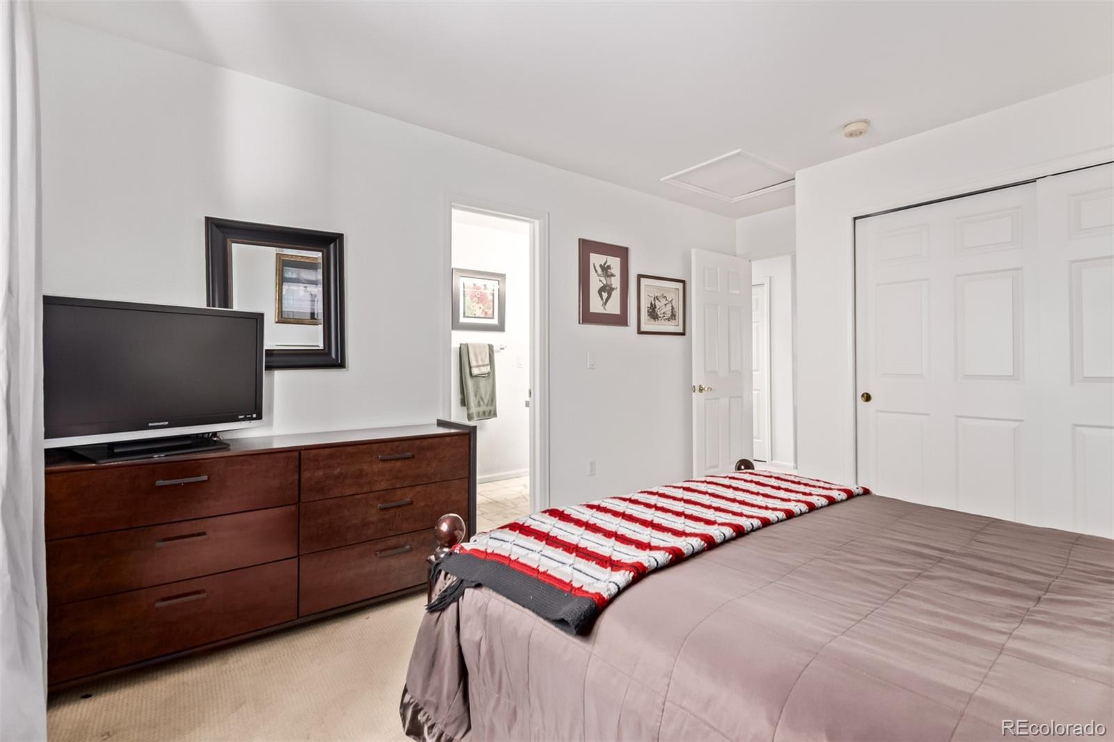 MLS Image #25 for 1640 s trenton court,denver, Colorado
