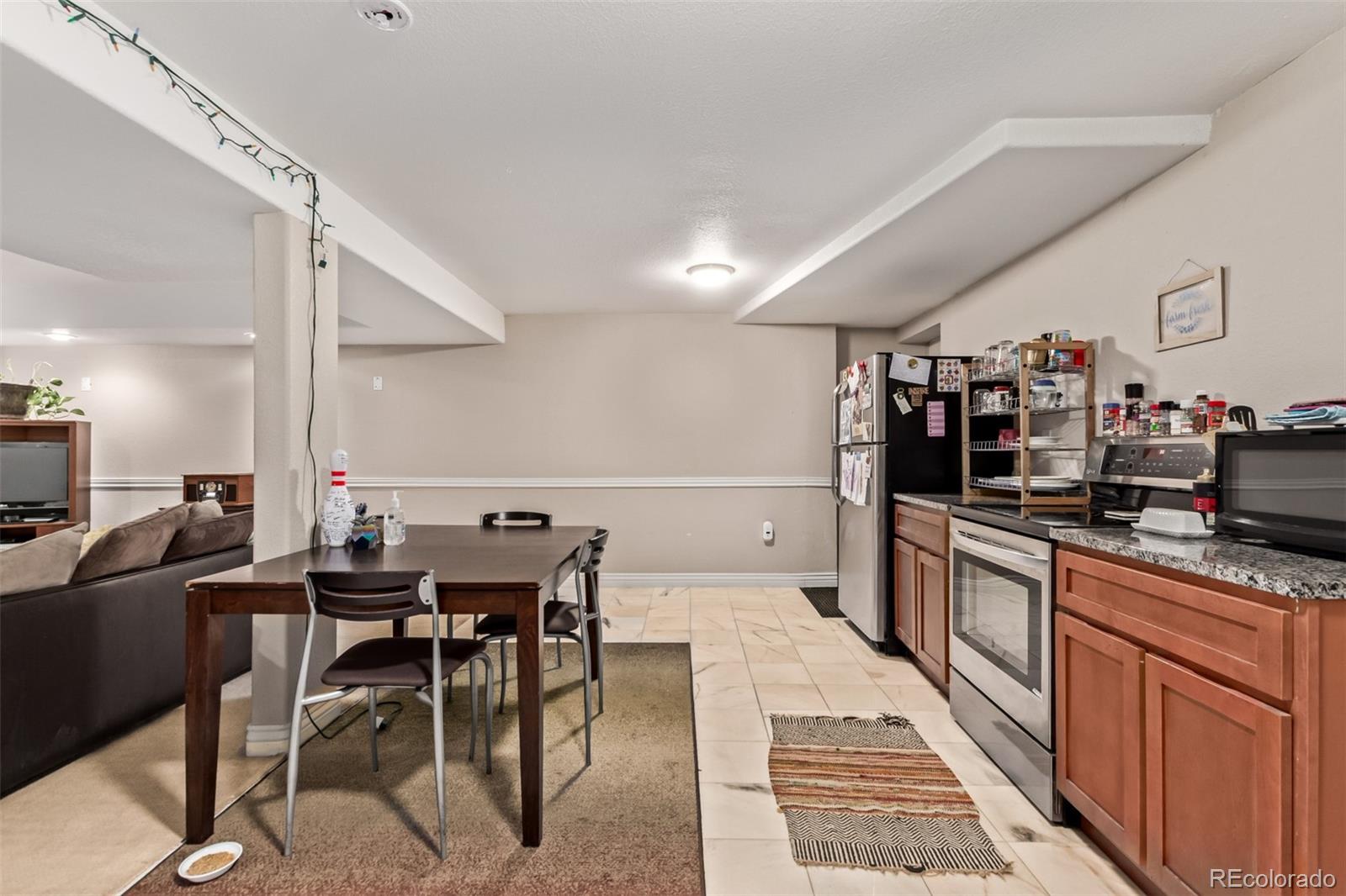 MLS Image #38 for 1640 s trenton court,denver, Colorado