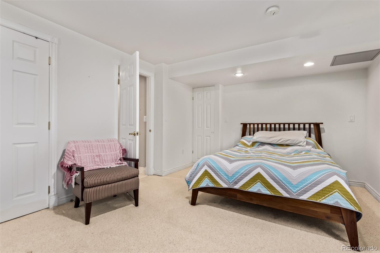 MLS Image #40 for 1640 s trenton court,denver, Colorado