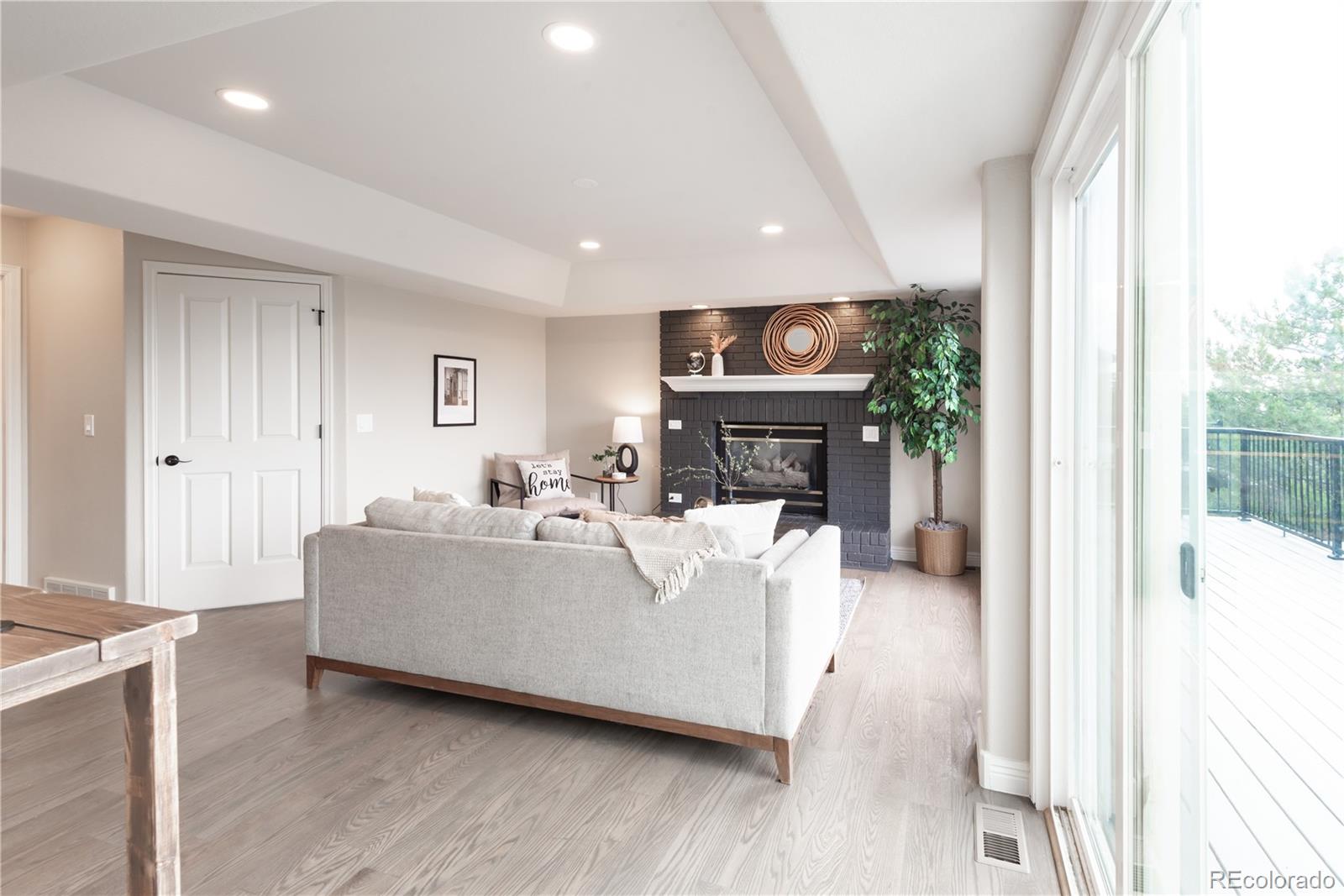 MLS Image #2 for 1772  eisenhower drive,louisville, Colorado