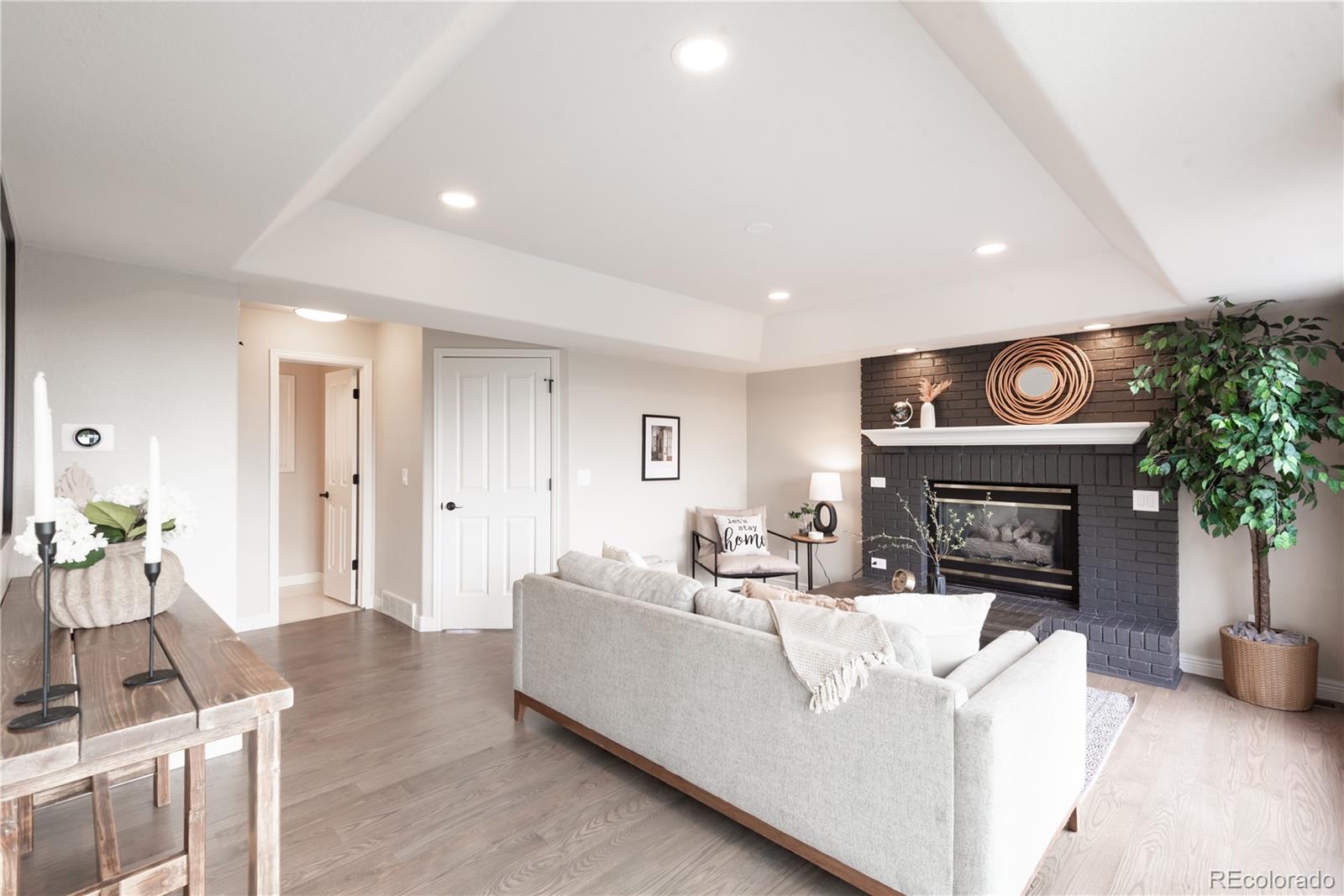 MLS Image #3 for 1772  eisenhower drive,louisville, Colorado