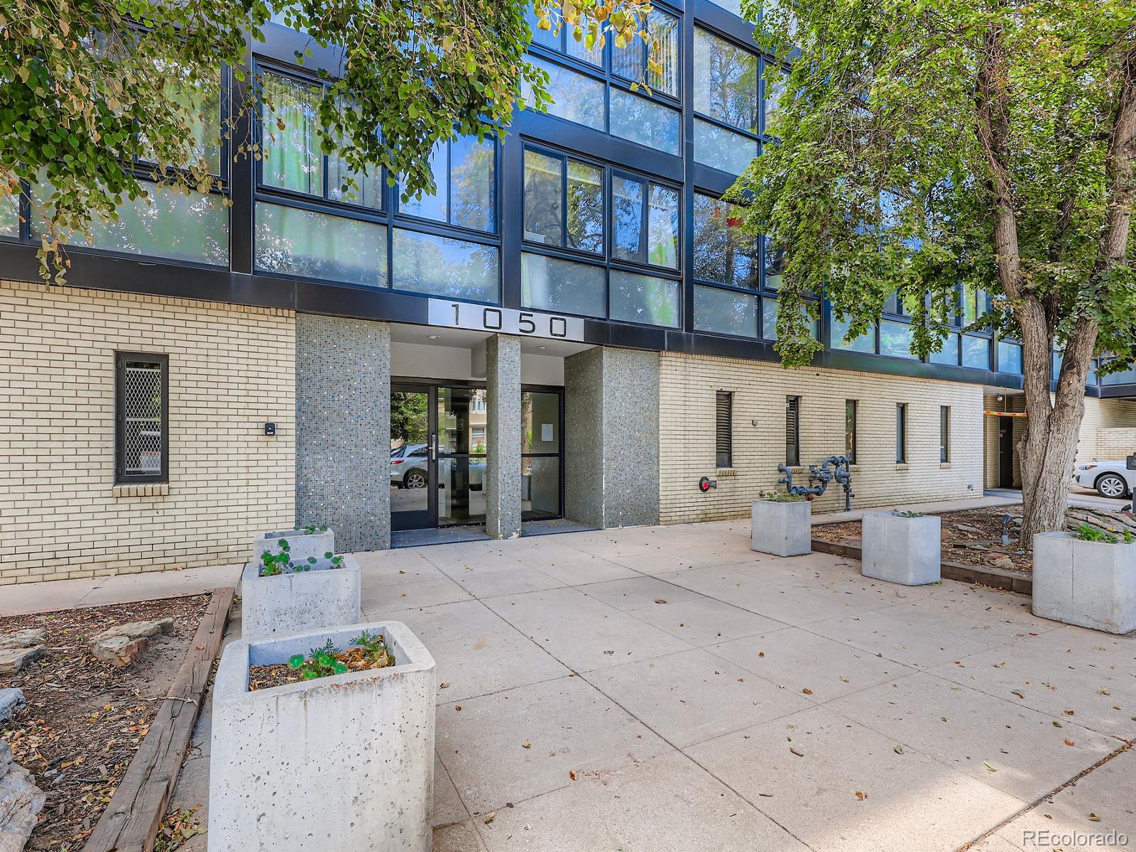 MLS Image #20 for 1050 n corona street,denver, Colorado