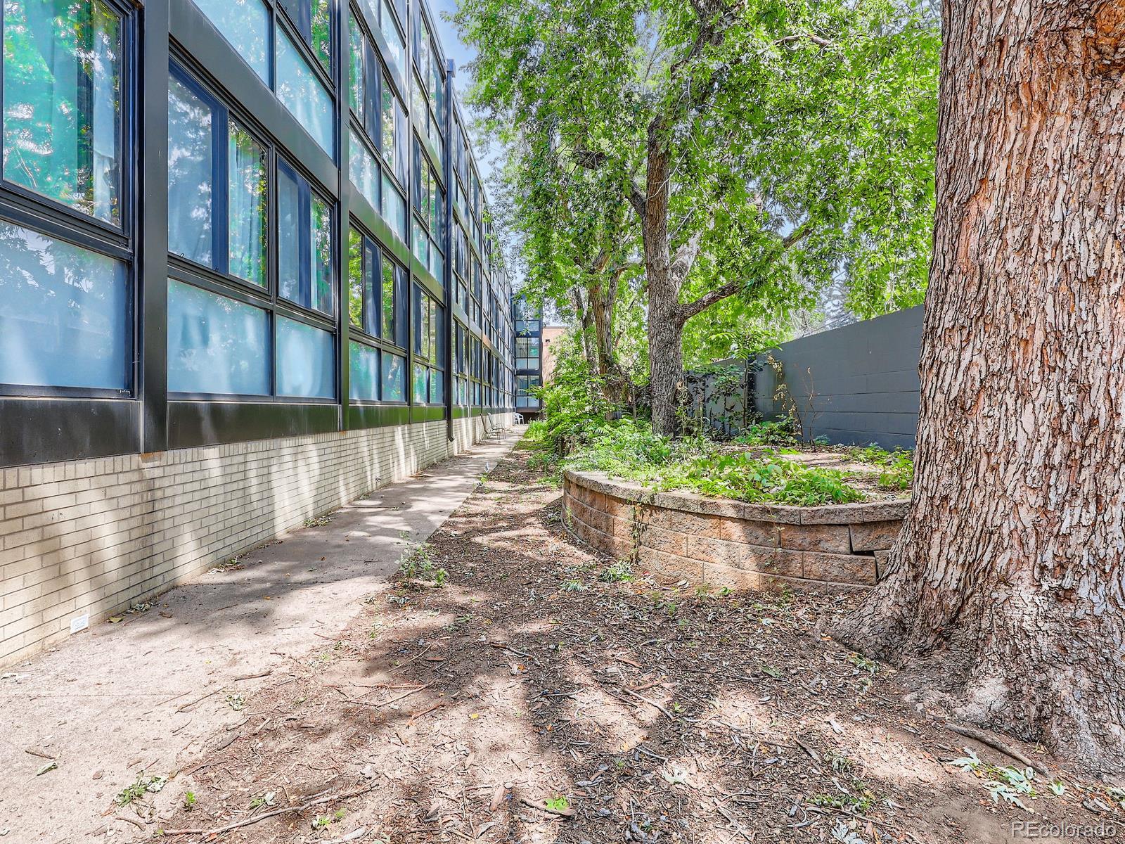 MLS Image #24 for 1050 n corona street,denver, Colorado