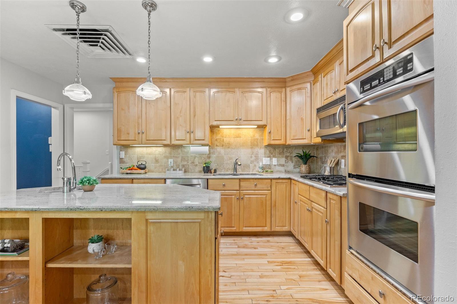 MLS Image #16 for 5850 s happy canyon drive,englewood, Colorado