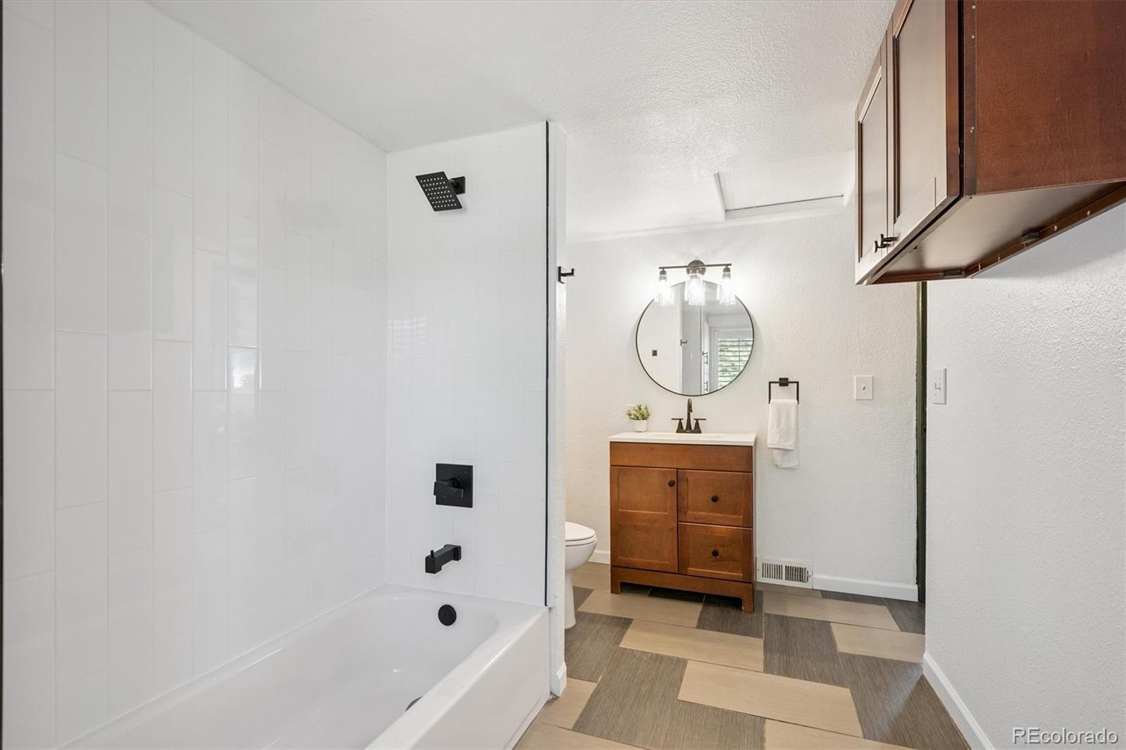 MLS Image #15 for 425 w oxford avenue,englewood, Colorado