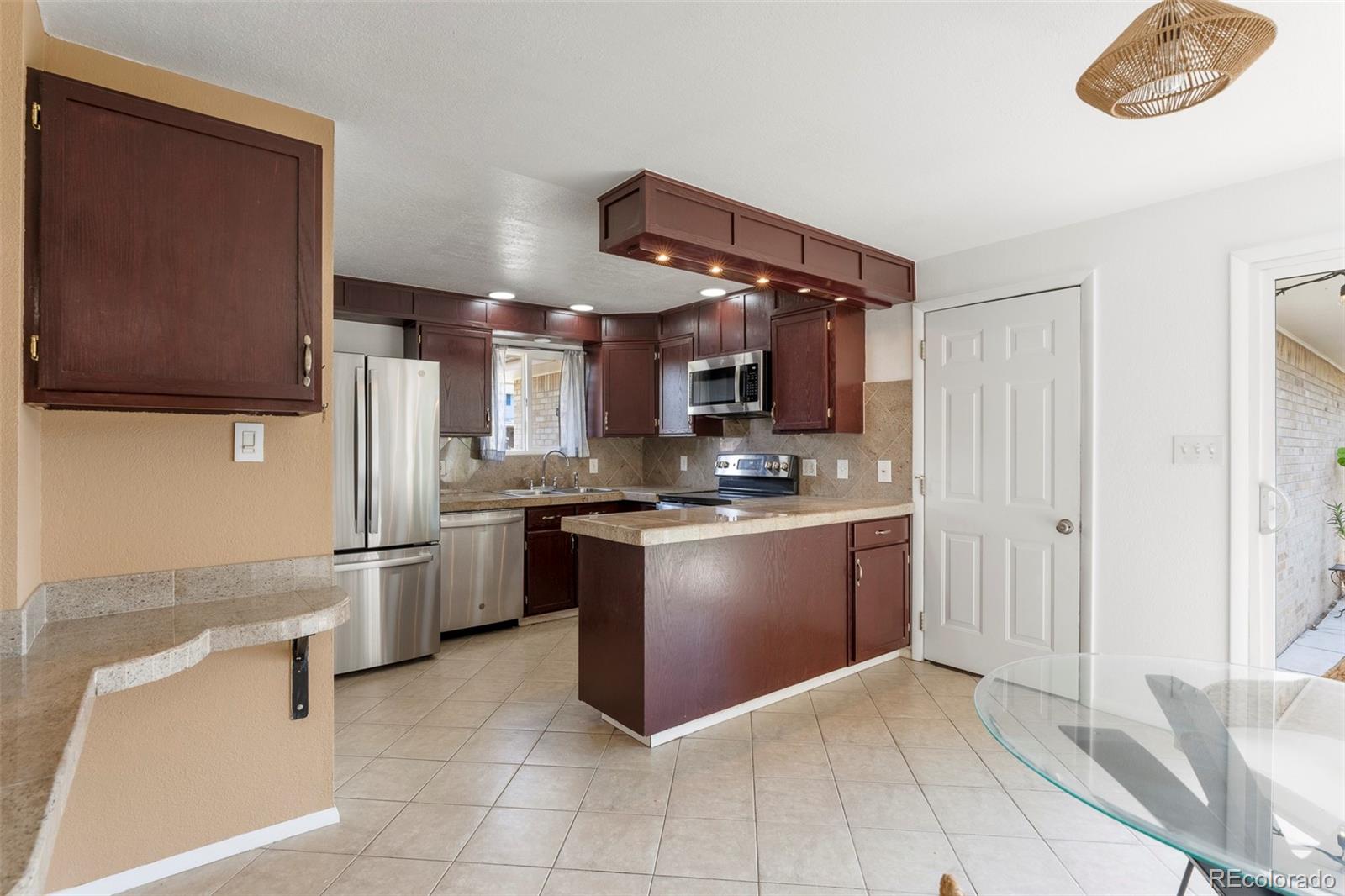 MLS Image #10 for 10817 w marlowe avenue,littleton, Colorado