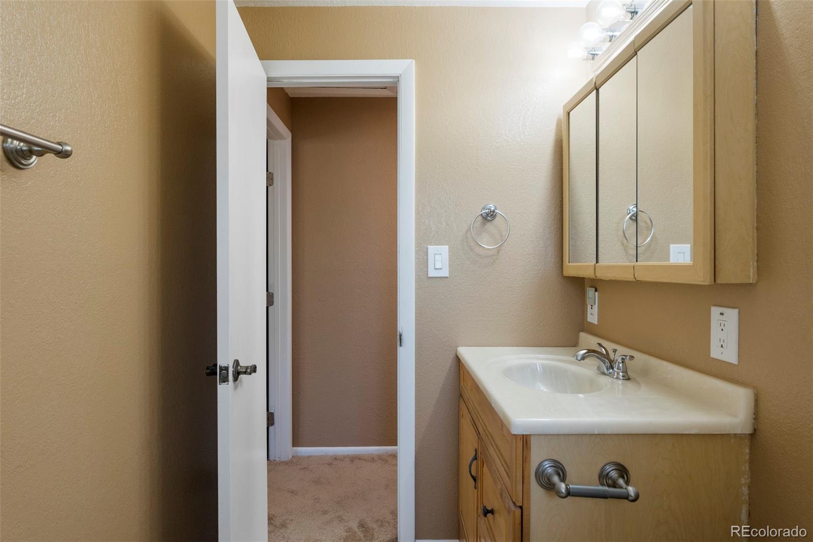 MLS Image #15 for 10817 w marlowe avenue,littleton, Colorado