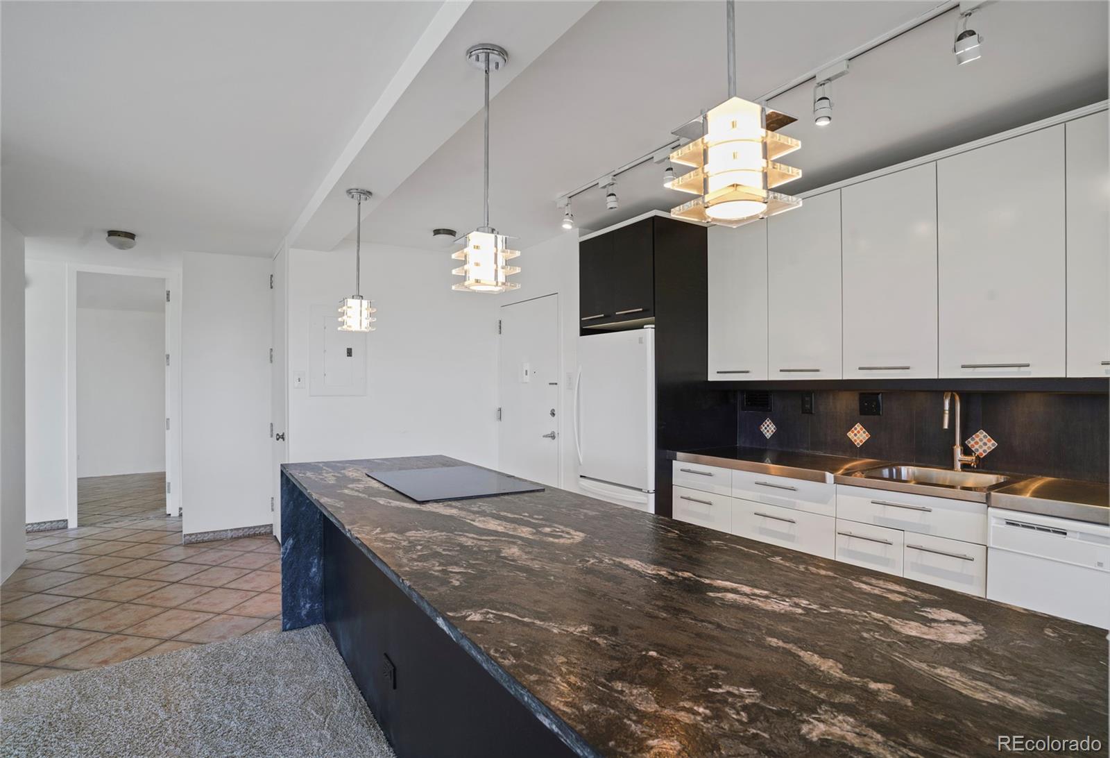 MLS Image #8 for 3100 e cherry creek south drive,denver, Colorado