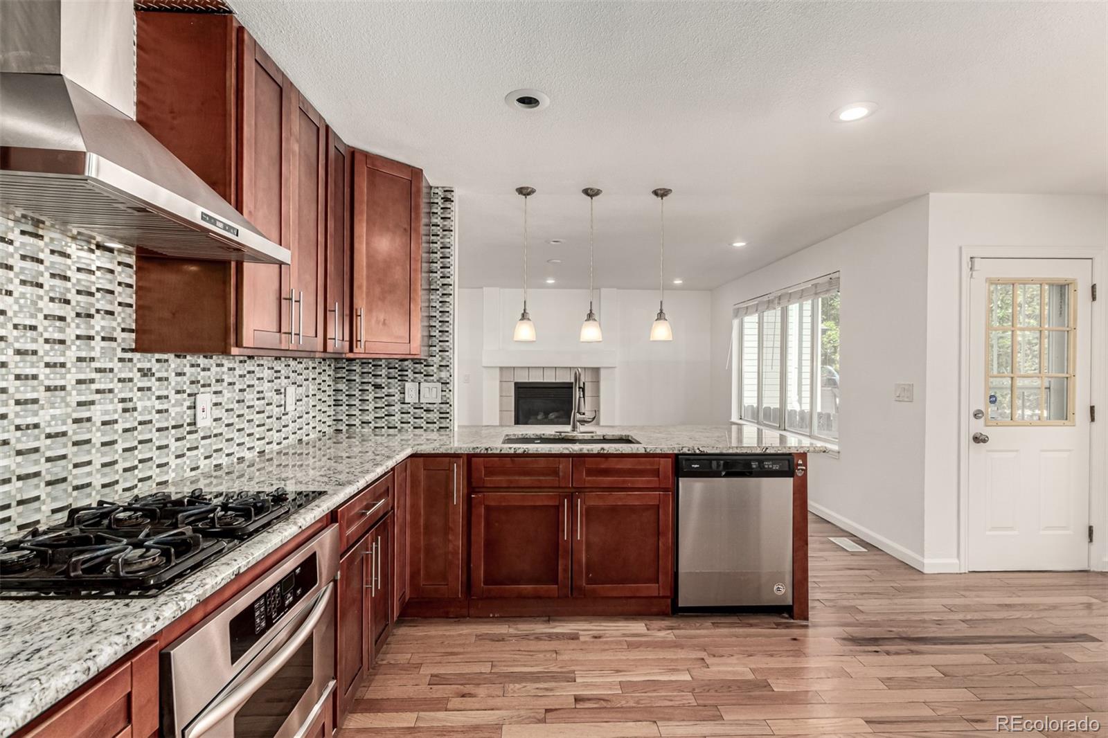 MLS Image #12 for 11457 e warren place,aurora, Colorado