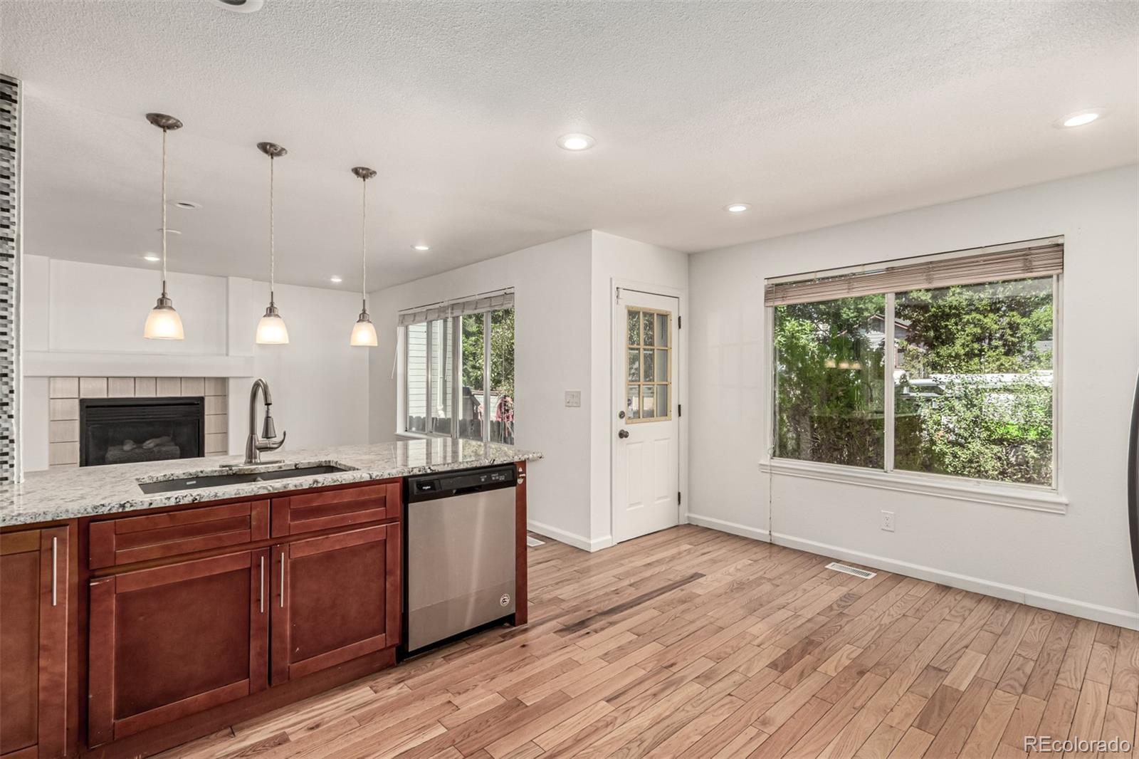 MLS Image #13 for 11457 e warren place,aurora, Colorado