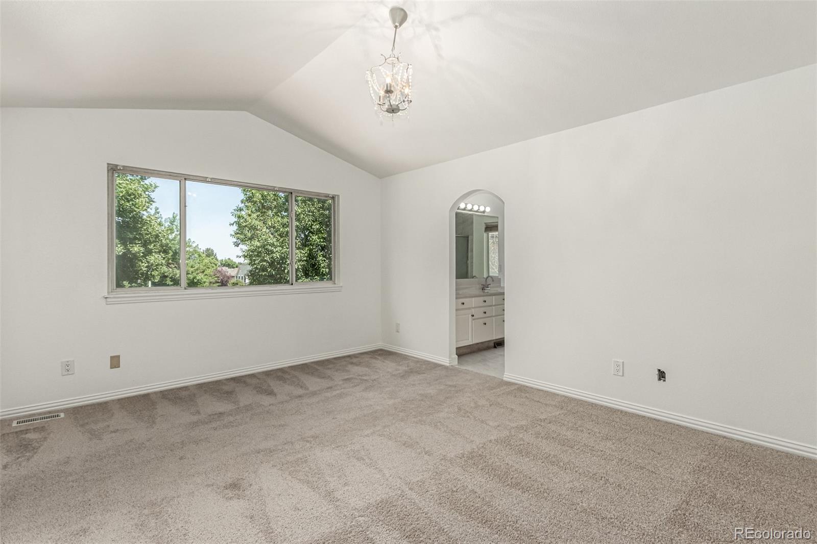 MLS Image #17 for 11457 e warren place,aurora, Colorado
