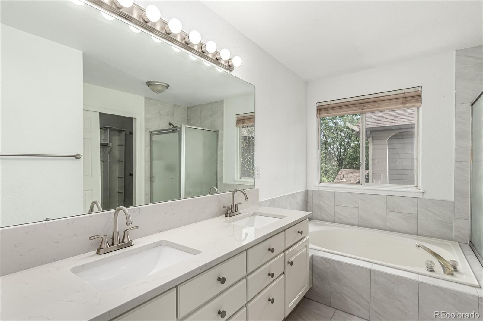 MLS Image #18 for 11457 e warren place,aurora, Colorado