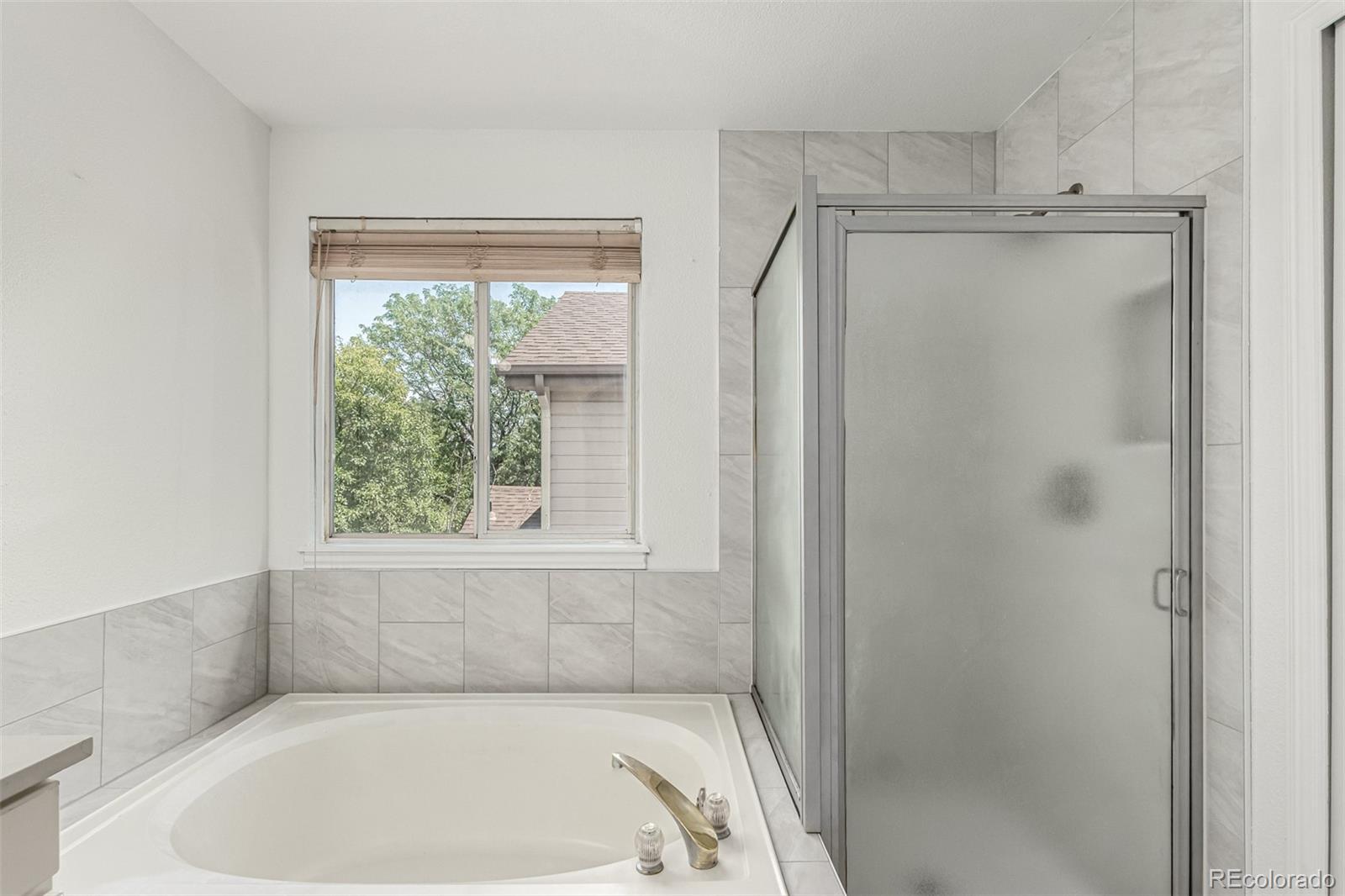 MLS Image #19 for 11457 e warren place,aurora, Colorado