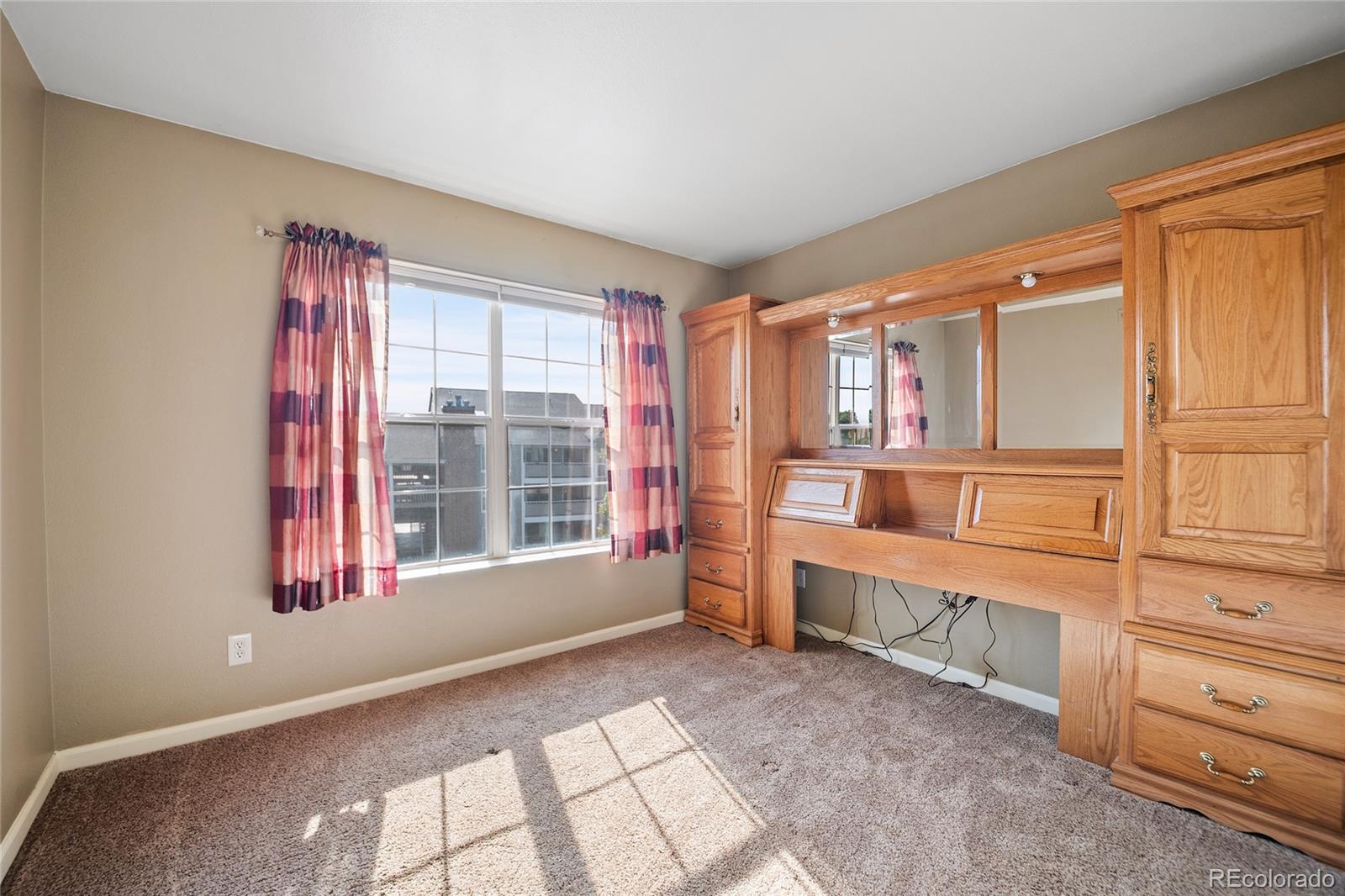 MLS Image #11 for 5667 s urban street,littleton, Colorado
